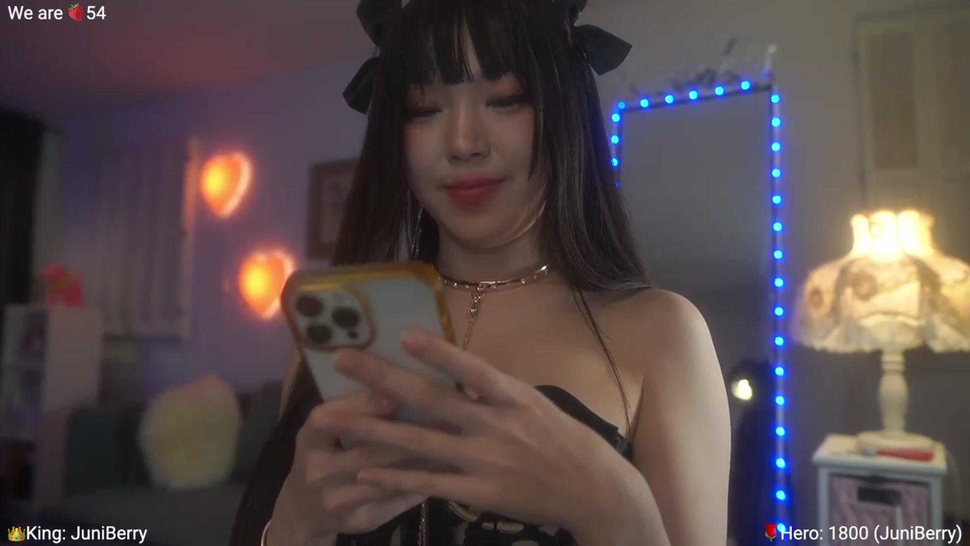 Gallery image thumbnail from AcaiBerry's myfreecams stream on, 05/07/2023, 08:21 image 1 of 20