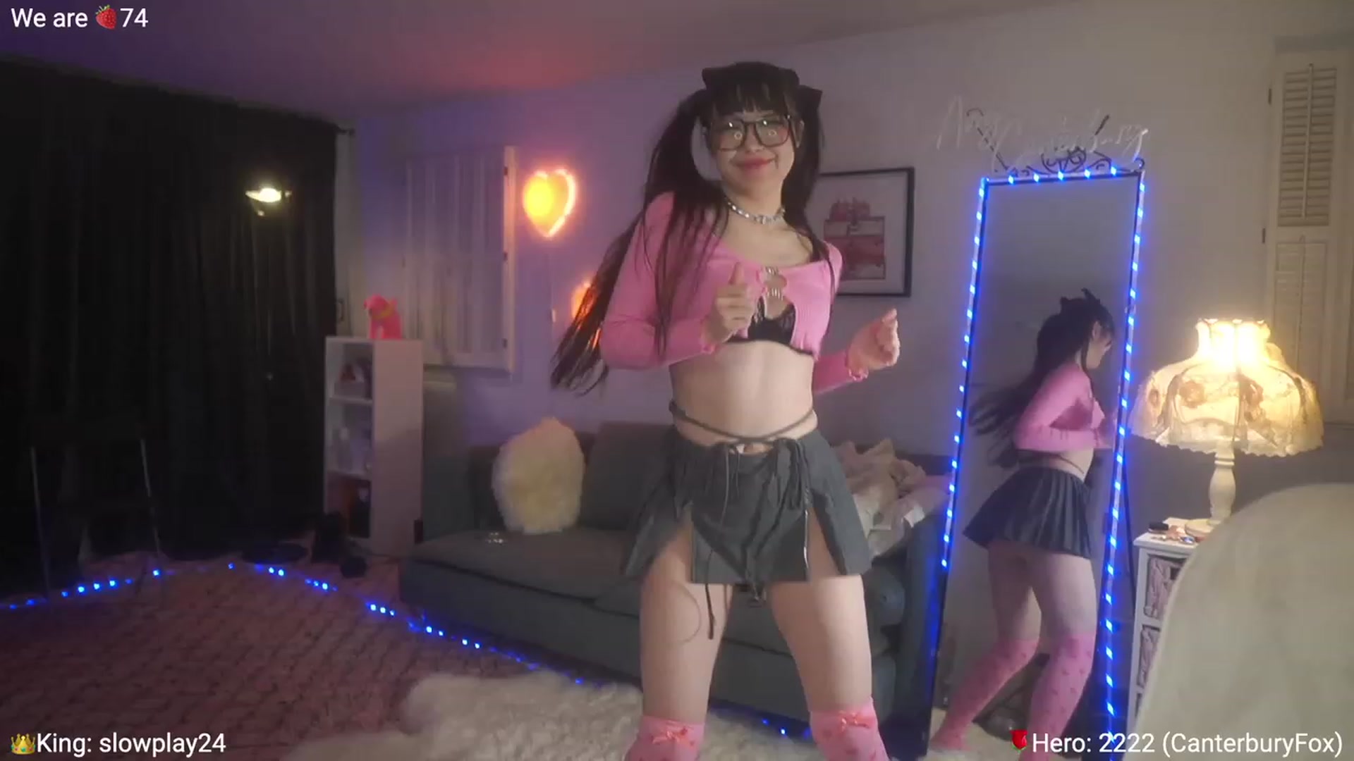 Gallery image thumbnail from AcaiBerry's myfreecams stream on, 05/11/2023, 07:02 image 4 of 20