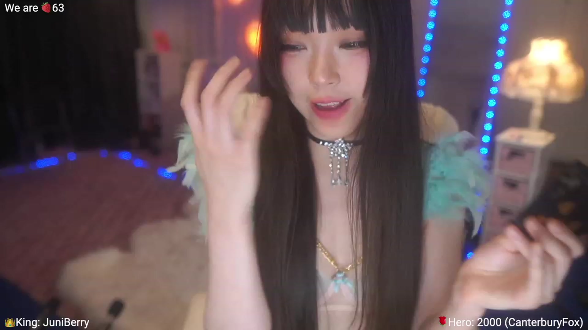 Gallery image thumbnail from AcaiBerry's myfreecams stream on, 05/13/2023, 07:41 image 11 of 20