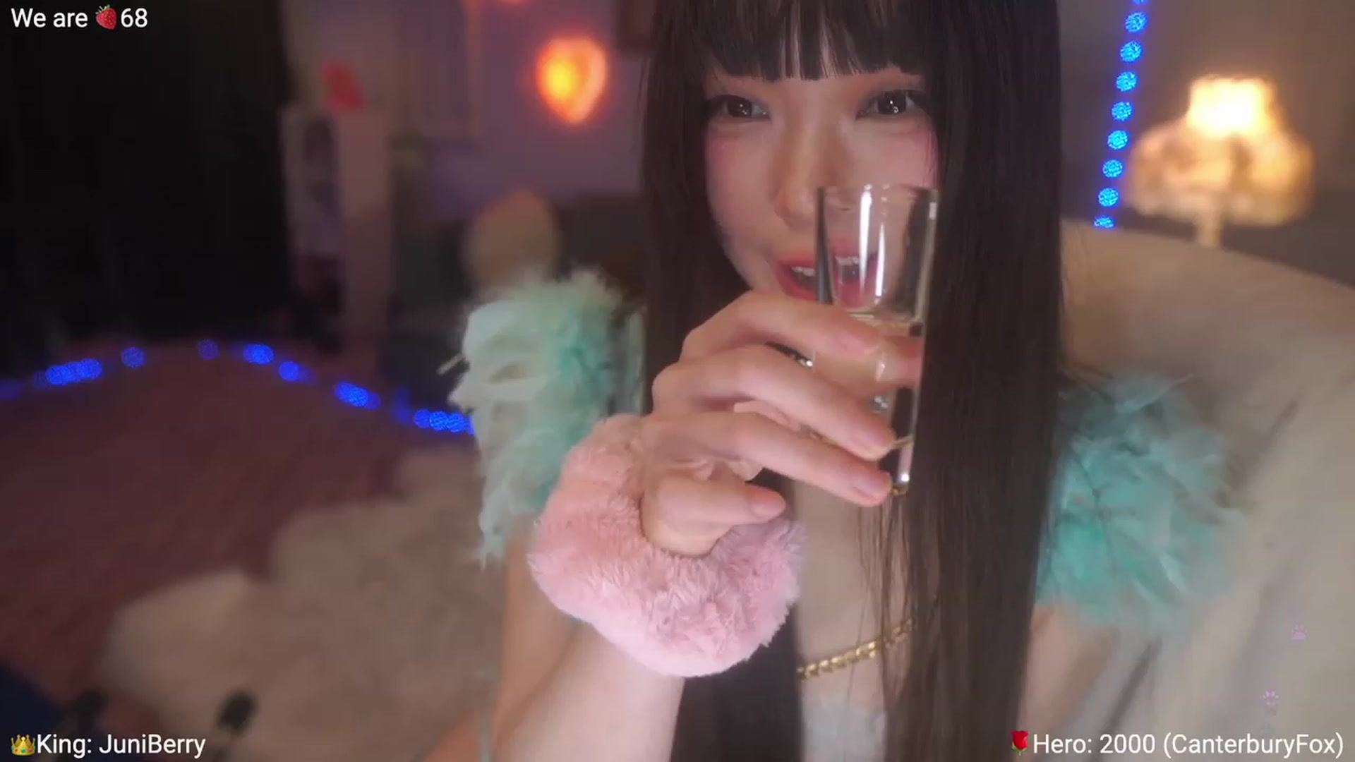 Gallery image thumbnail from AcaiBerry's myfreecams stream on, 05/13/2023, 07:41 image 1 of 20
