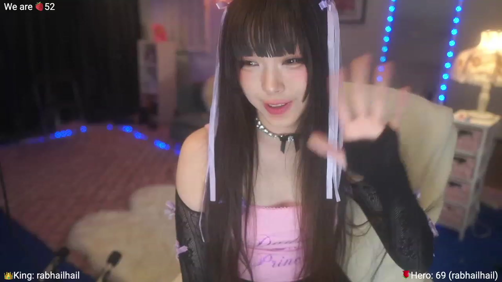 Gallery image thumbnail from AcaiBerry's myfreecams stream on, 05/14/2023, 04:25 image 10 of 20