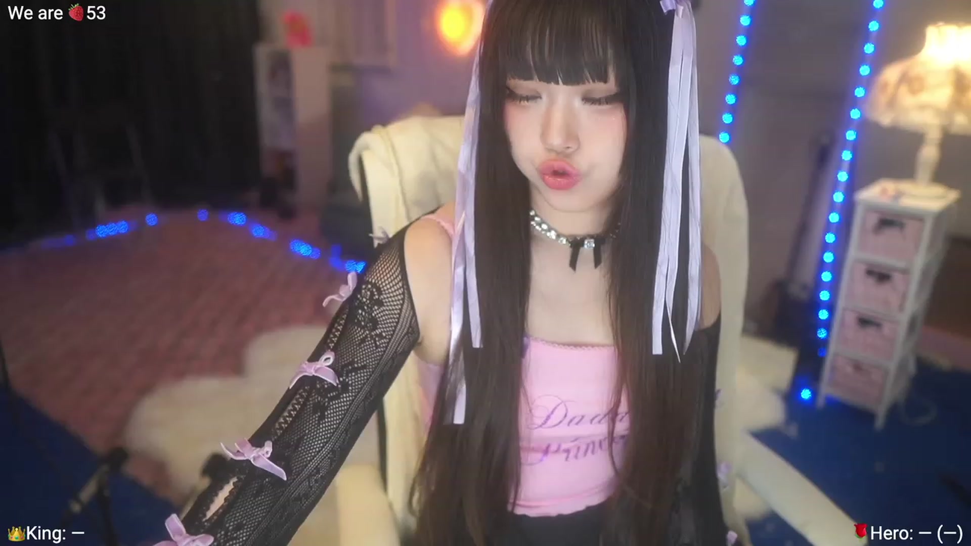 Gallery image thumbnail from AcaiBerry's myfreecams stream on, 05/14/2023, 04:25 image 1 of 20