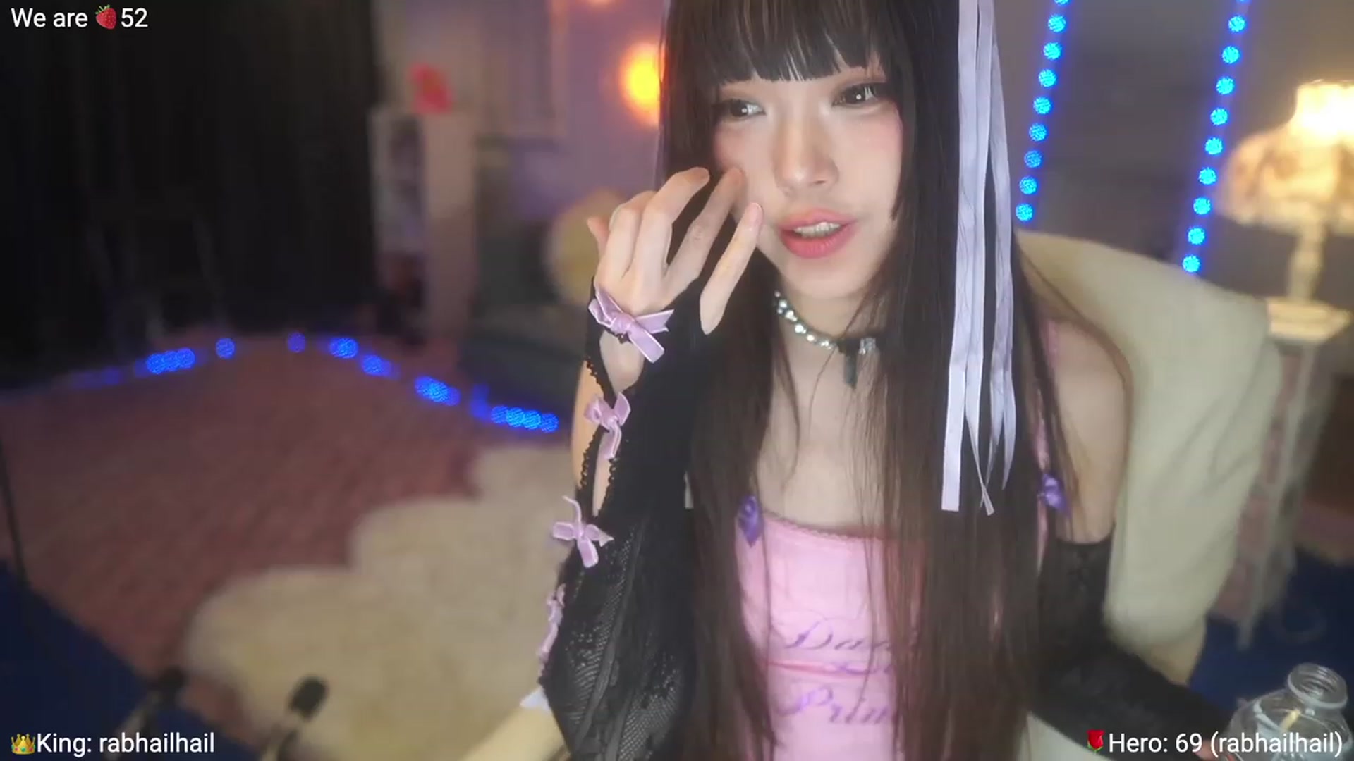 Gallery image thumbnail from AcaiBerry's myfreecams stream on, 05/14/2023, 04:25 image 7 of 20