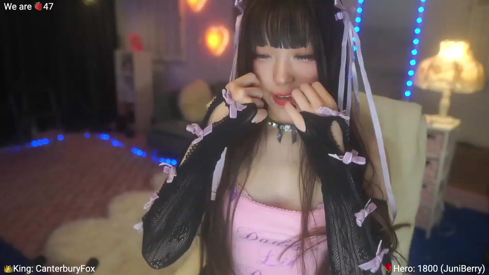 Gallery image thumbnail from AcaiBerry's myfreecams stream on, 05/14/2023, 07:32 image 8 of 20