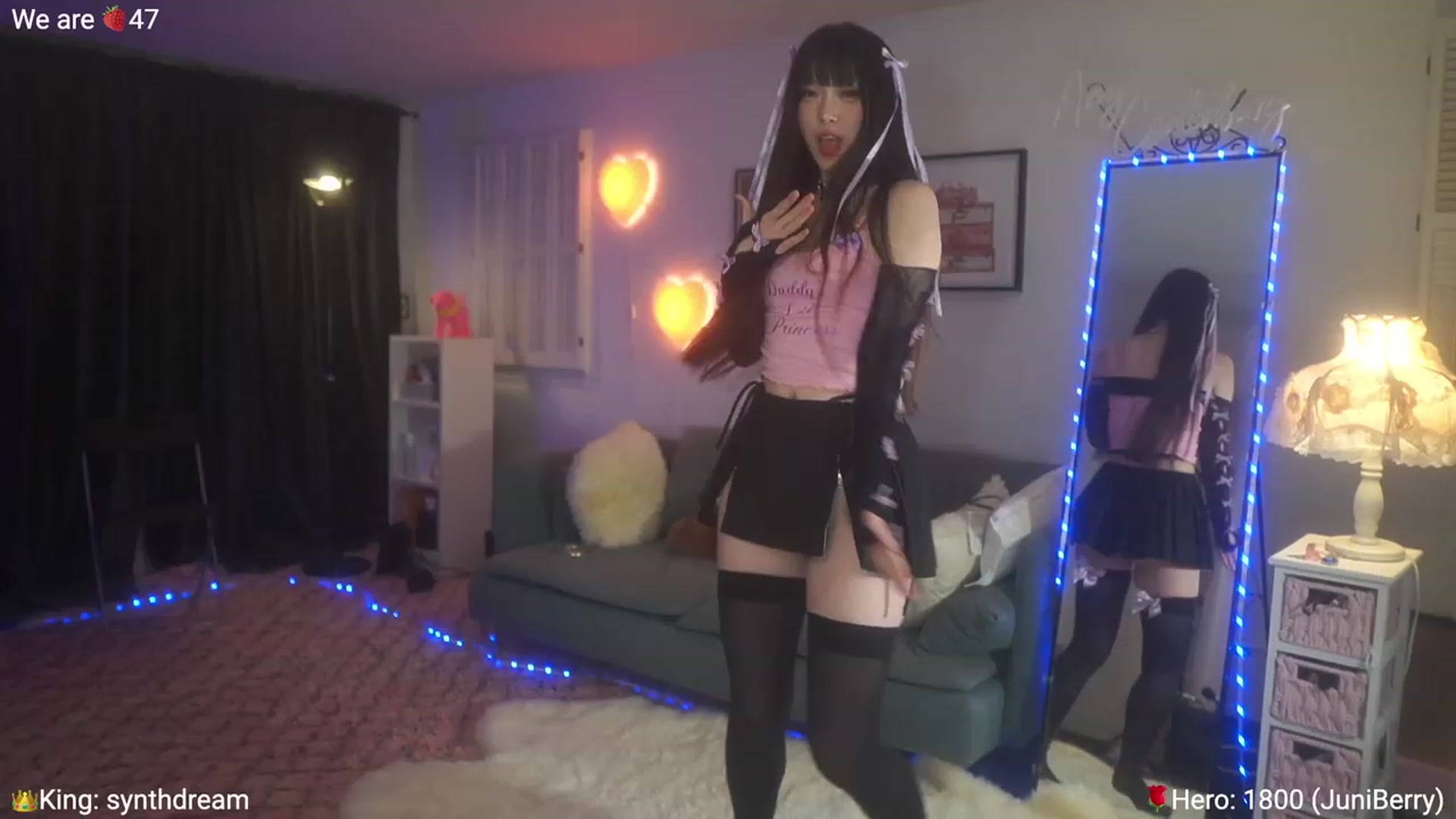 Gallery image thumbnail from AcaiBerry's myfreecams stream on, 05/14/2023, 07:32 image 3 of 20