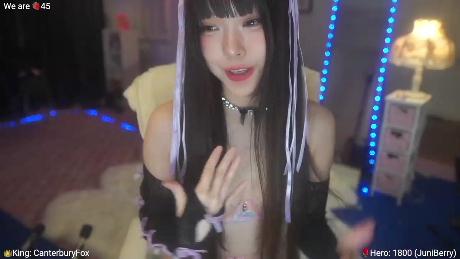 Gallery image thumbnail from AcaiBerry's myfreecams stream on, 05/14/2023, 09:06 image 14 of 20