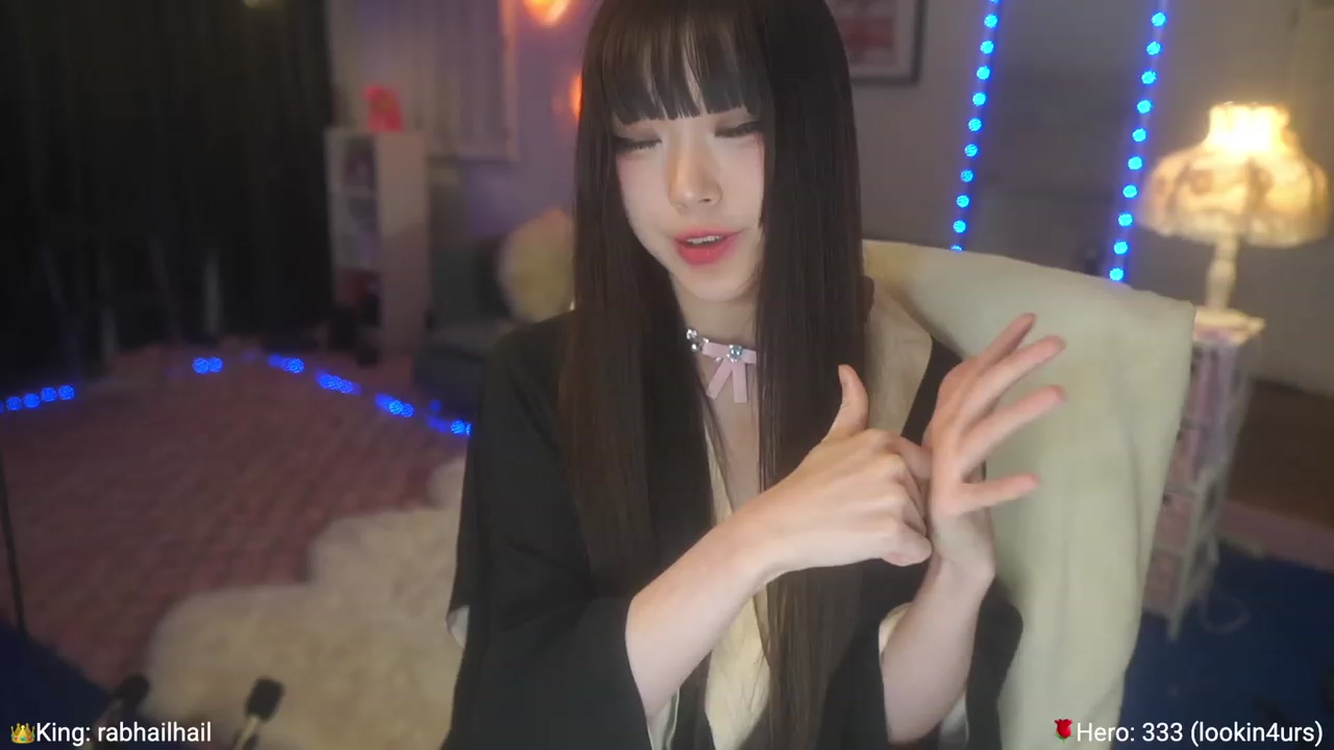 Gallery image thumbnail from AcaiBerry's myfreecams stream on, 05/18/2023, 04:37 image 3 of 20