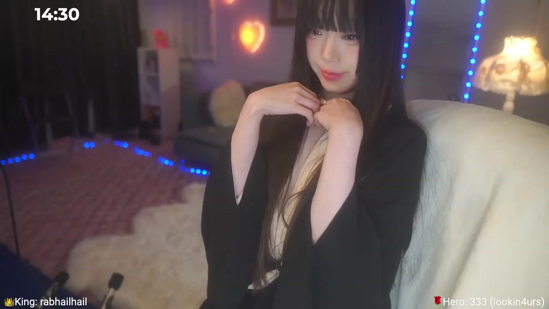 Gallery image thumbnail from AcaiBerry's myfreecams stream on, 05/18/2023, 04:37 image 15 of 20