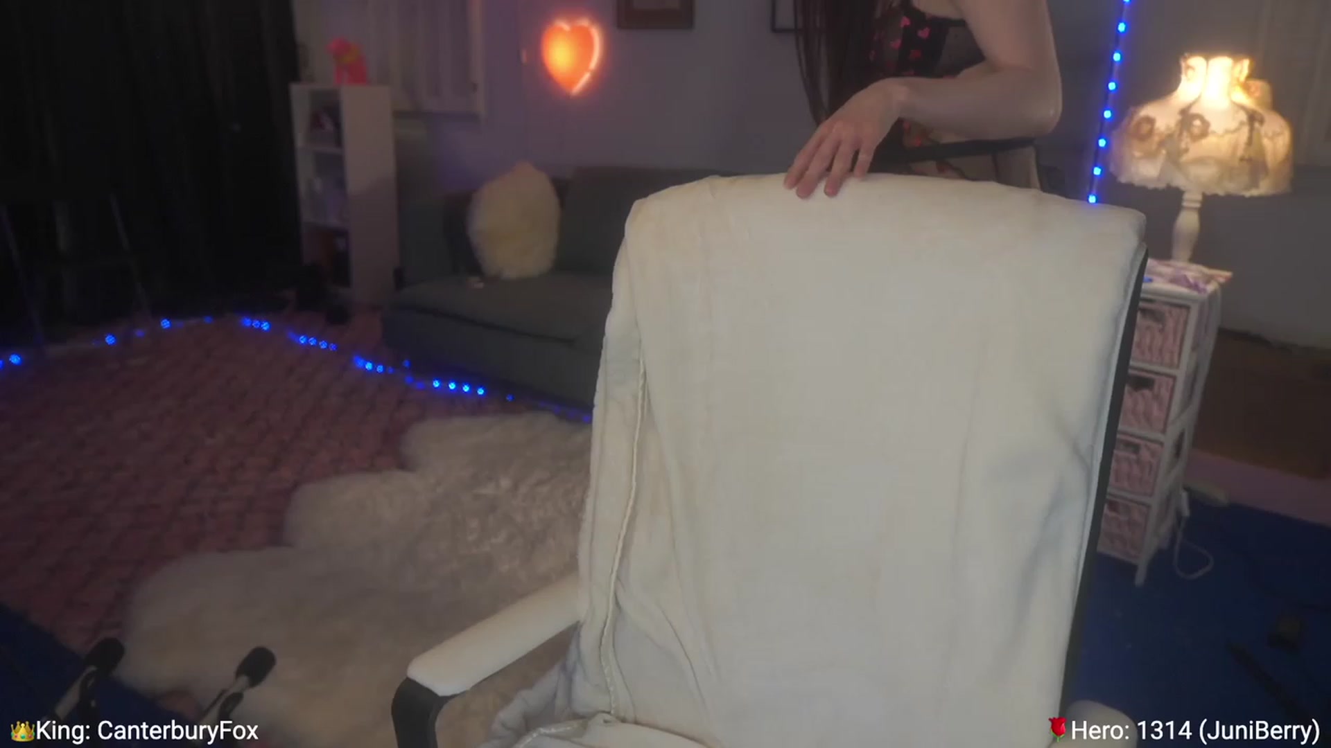 Gallery image thumbnail from AcaiBerry's myfreecams stream on, 05/21/2023, 08:36 image 2 of 20
