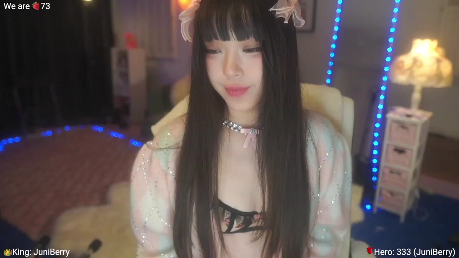 Gallery image thumbnail from AcaiBerry's myfreecams stream on, 05/27/2023, 04:15 image 5 of 20