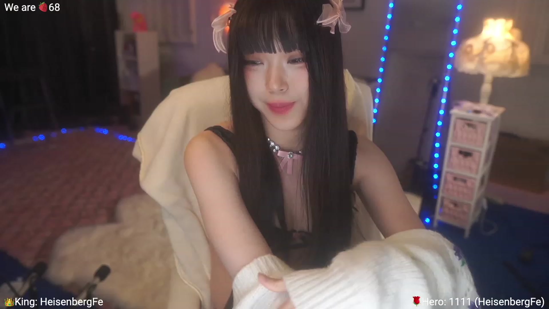 Gallery image thumbnail from AcaiBerry's myfreecams stream on, 05/27/2023, 06:49 image 16 of 20