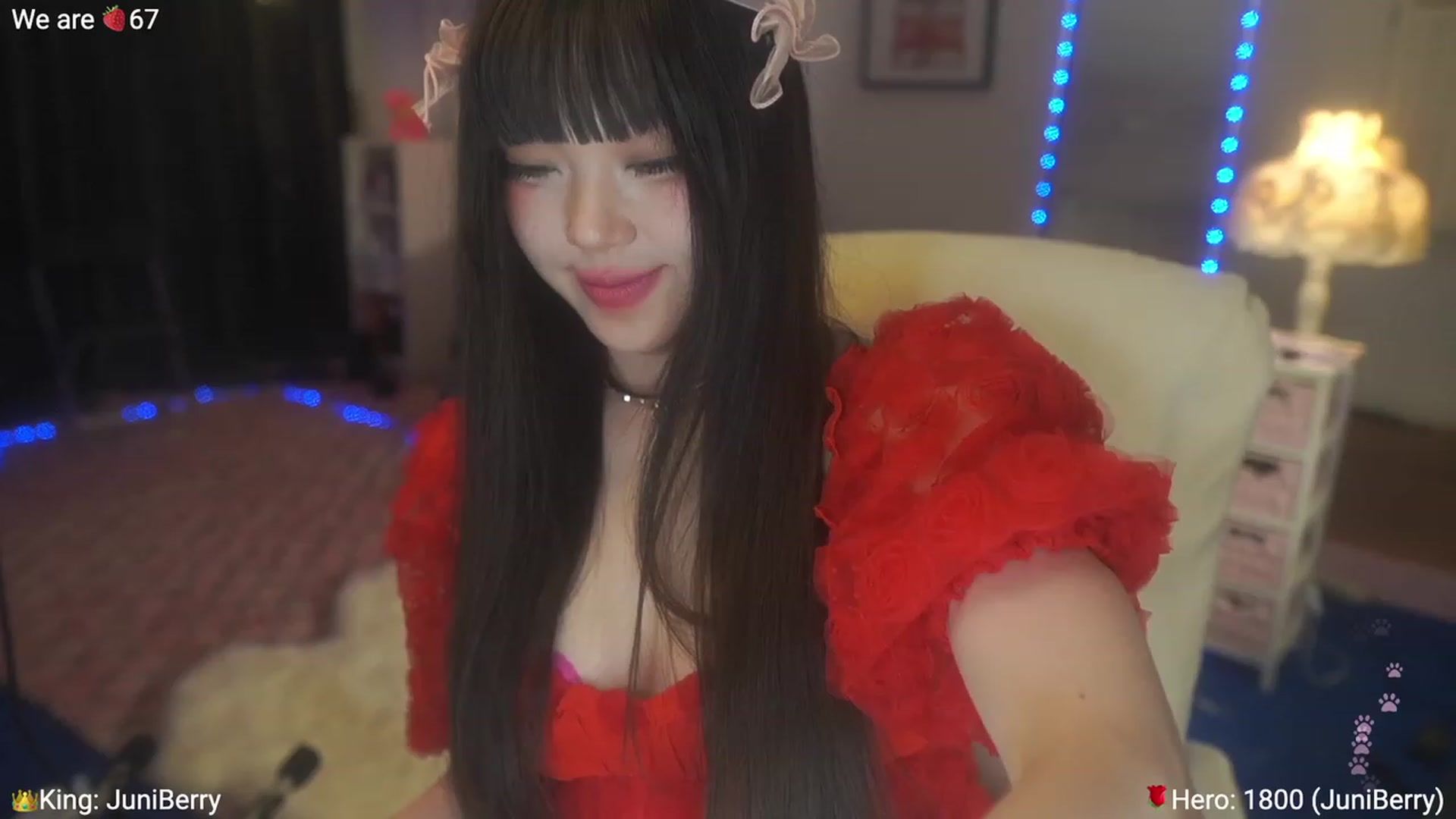 Gallery image thumbnail from AcaiBerry's myfreecams stream on, 05/28/2023, 06:19 image 2 of 20