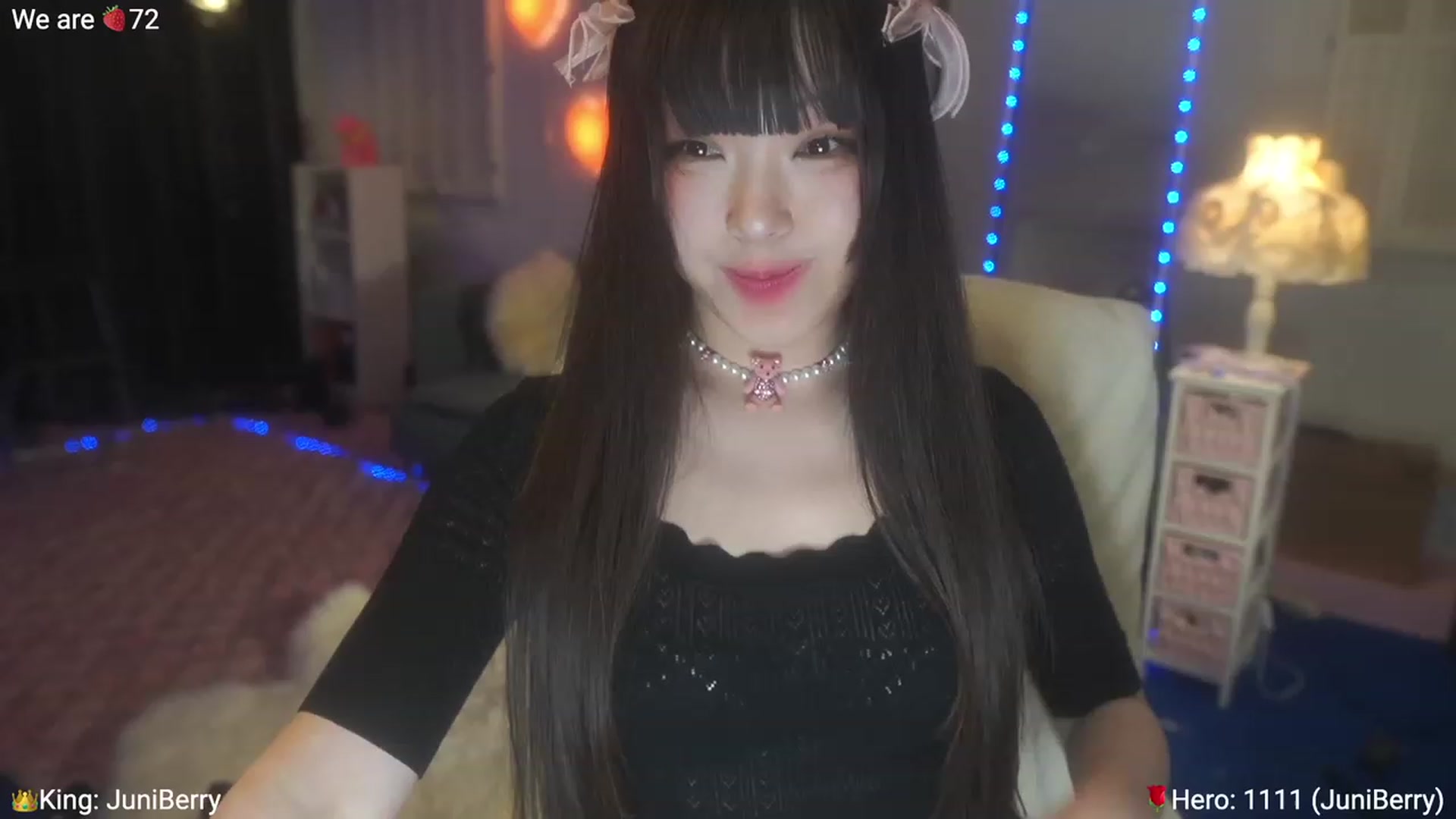 Gallery image thumbnail from AcaiBerry's myfreecams stream on, 06/01/2023, 04:36 image 16 of 20