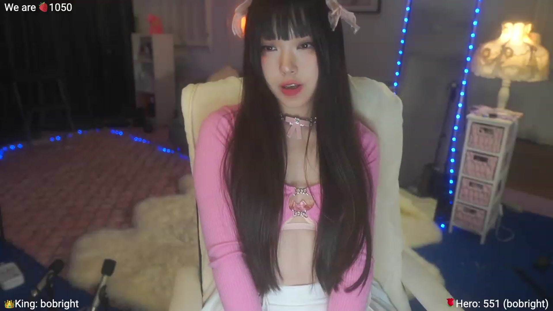 Gallery image thumbnail from AcaiBerry's myfreecams stream on, 06/03/2023, 04:40 image 2 of 20