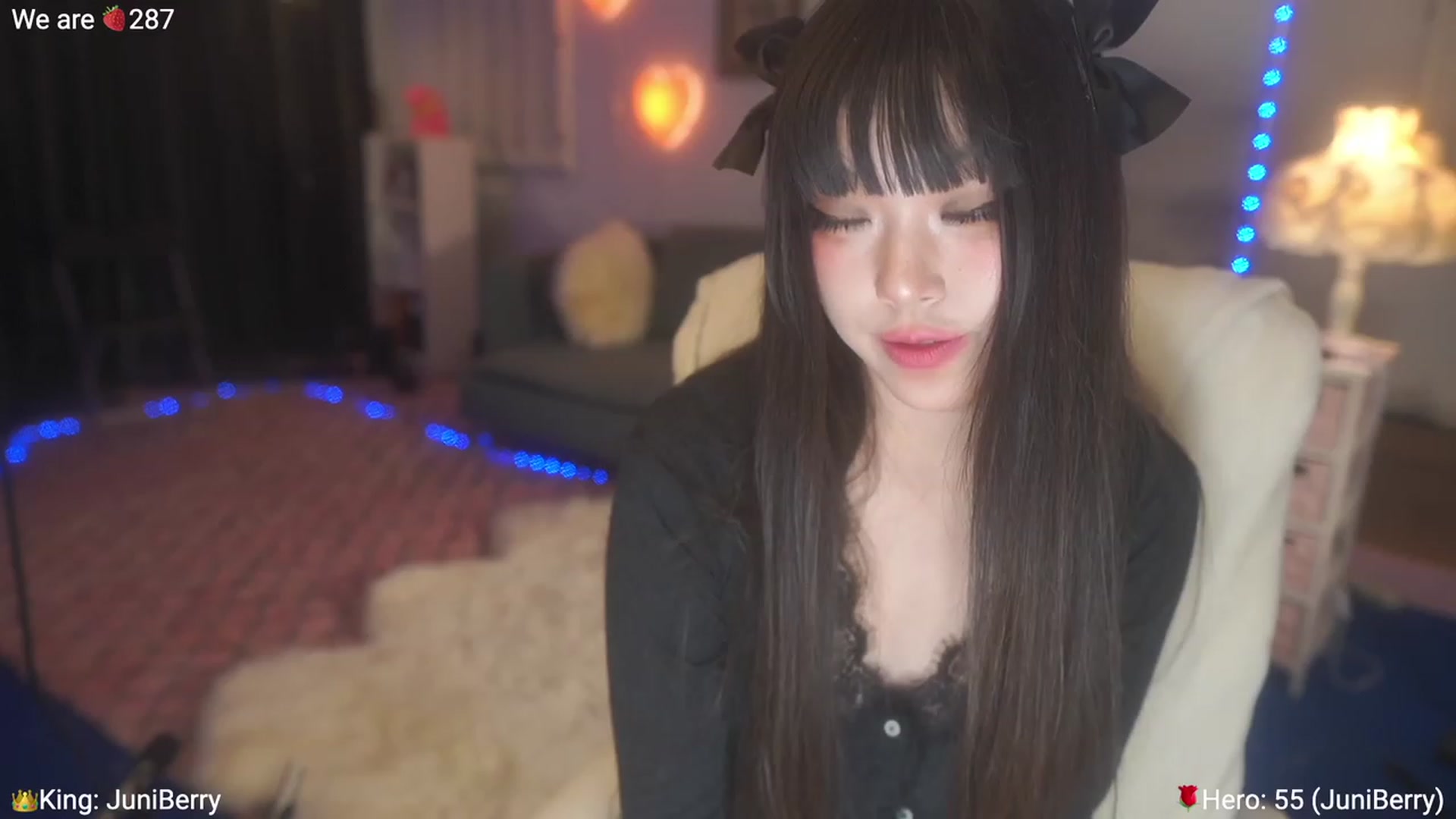 Gallery image thumbnail from AcaiBerry's myfreecams stream on, 06/04/2023, 04:46 image 4 of 20