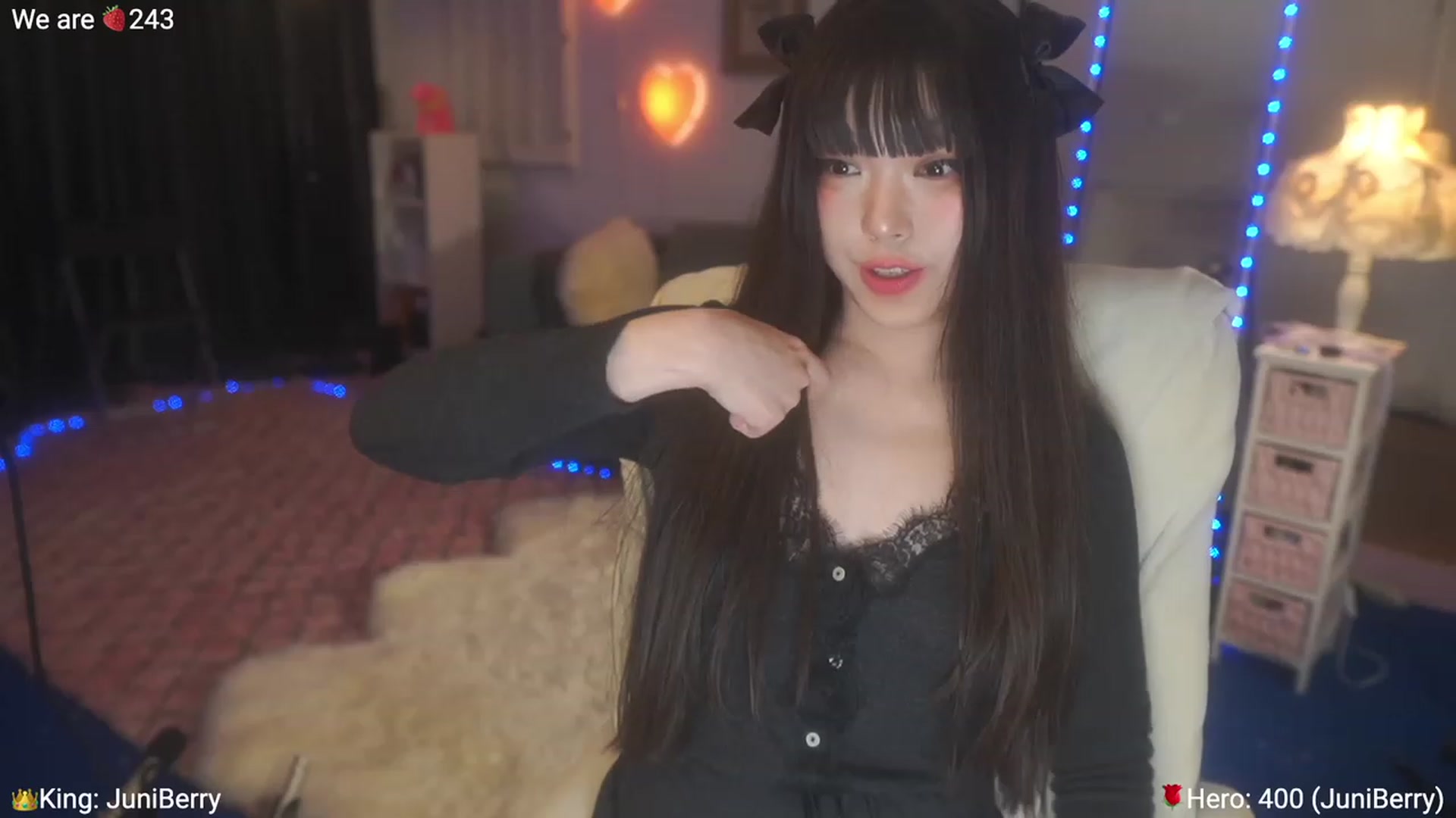 Gallery image thumbnail from AcaiBerry's myfreecams stream on, 06/04/2023, 04:46 image 15 of 20