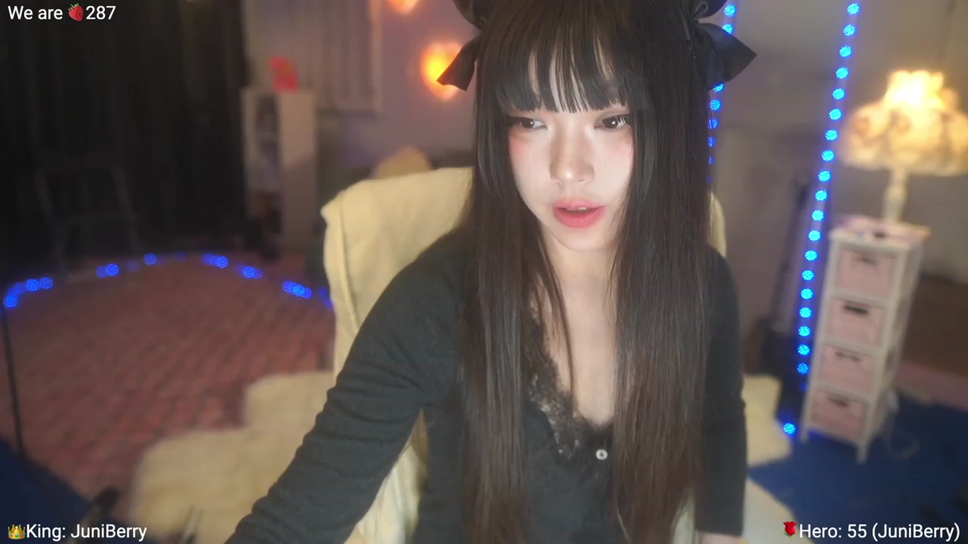 Gallery image thumbnail from AcaiBerry's myfreecams stream on, 06/04/2023, 04:46 image 5 of 20