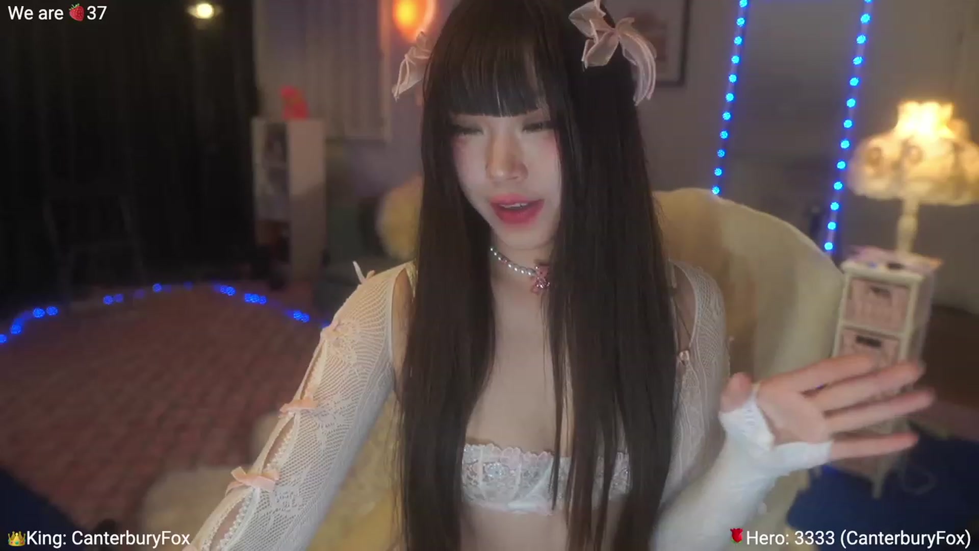 Gallery image thumbnail from AcaiBerry's myfreecams stream on, 06/10/2023, 06:10 image 17 of 20