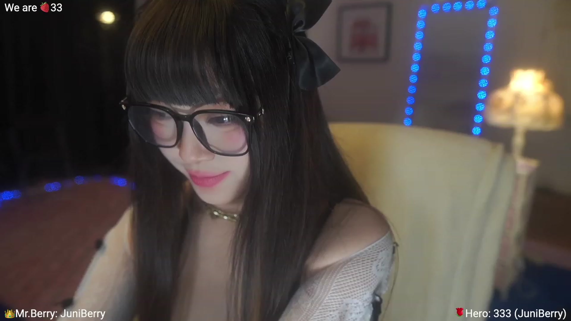 Gallery image thumbnail from AcaiBerry's myfreecams stream on, 06/15/2023, 04:51 image 2 of 20