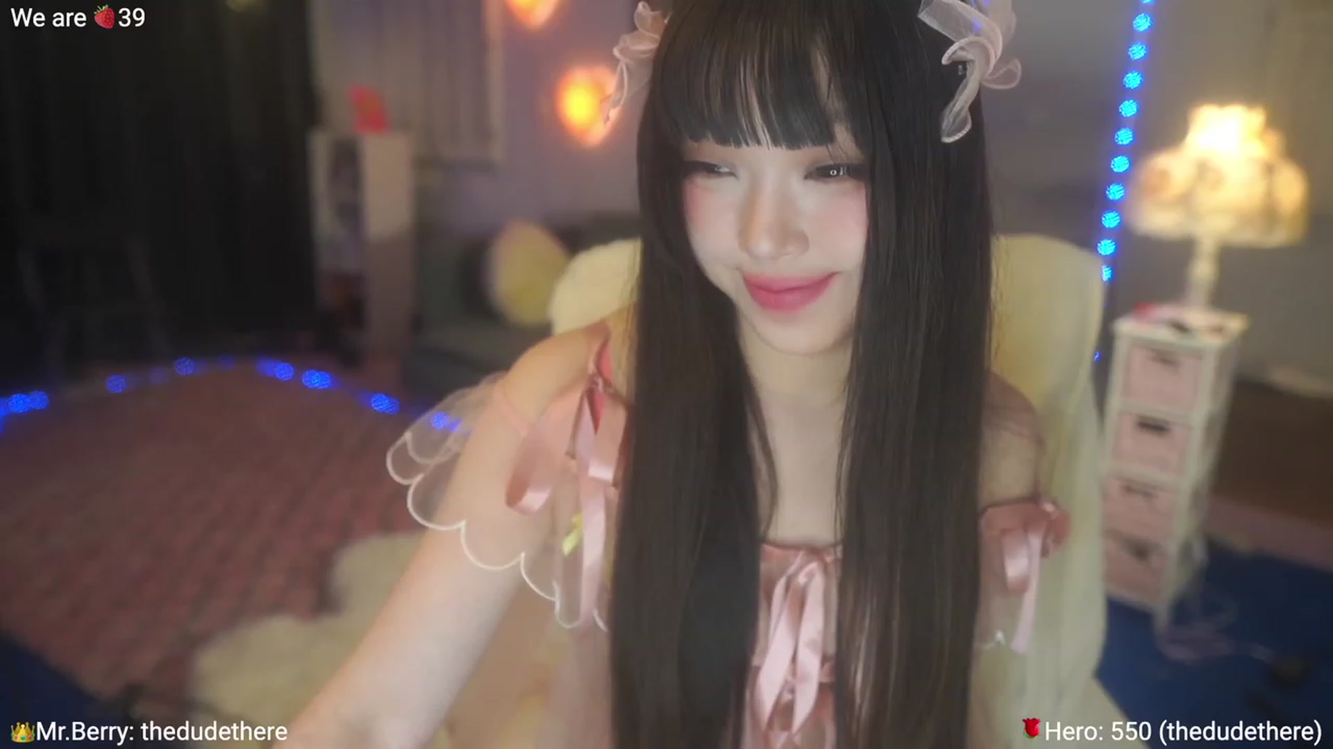 Gallery image thumbnail from AcaiBerry's myfreecams stream on, 06/17/2023, 03:43 image 10 of 20