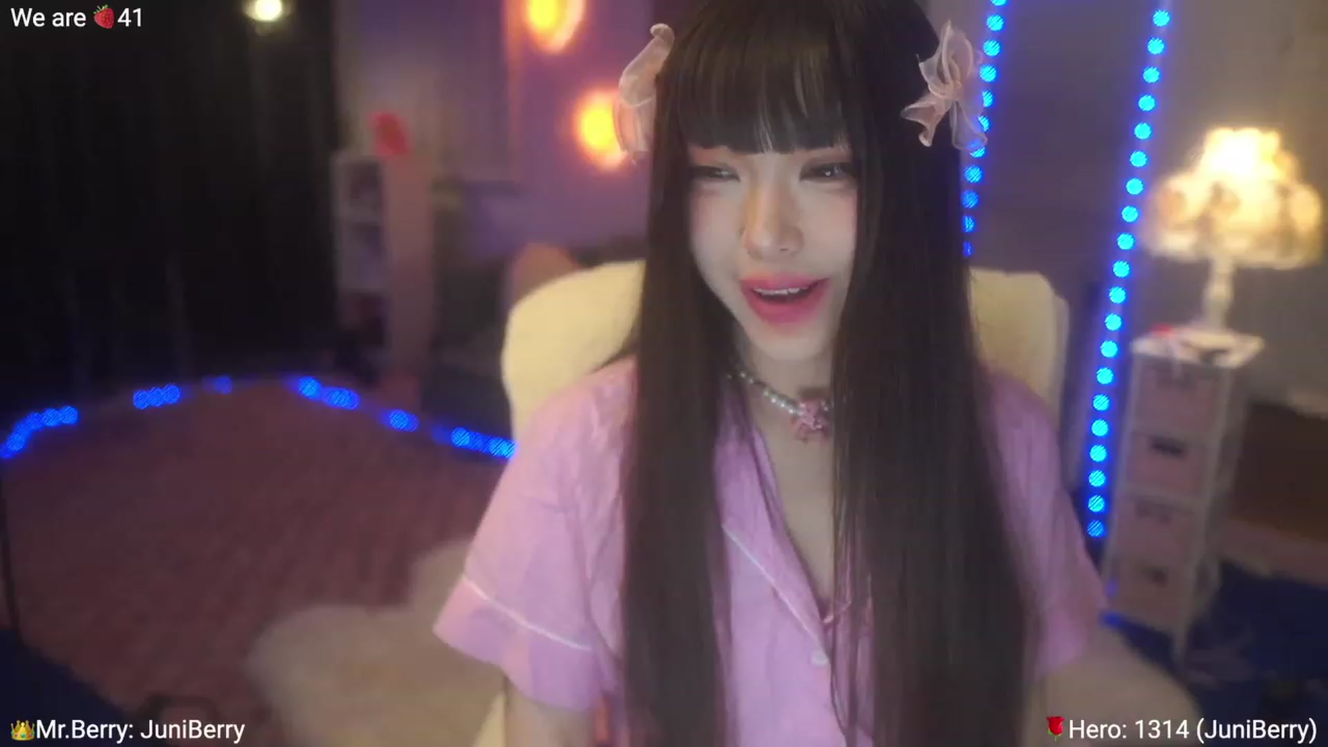 Gallery image thumbnail from AcaiBerry's myfreecams stream on, 06/24/2023, 05:06 image 5 of 20