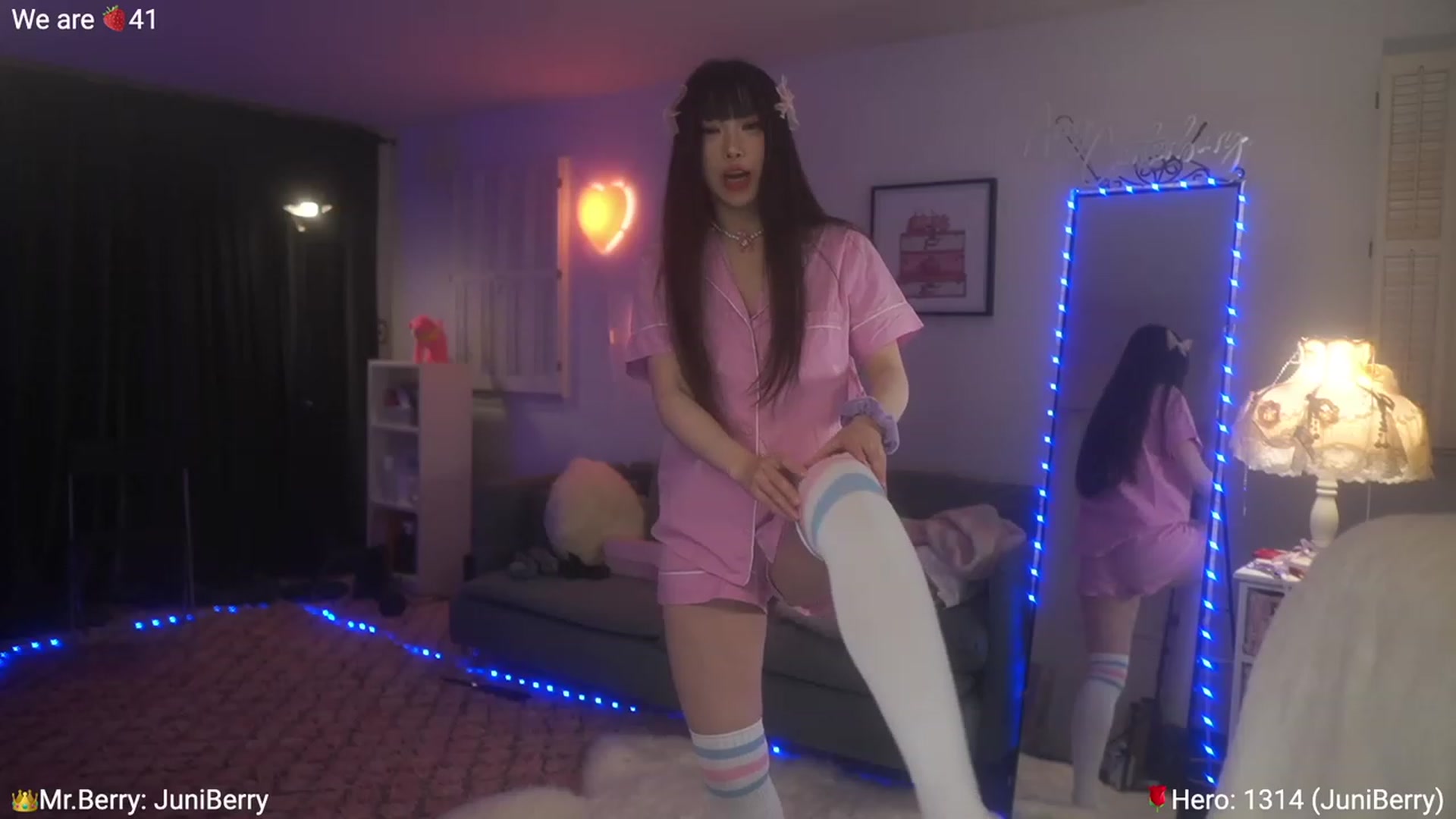 Gallery image thumbnail from AcaiBerry's myfreecams stream on, 06/24/2023, 05:06 image 13 of 20