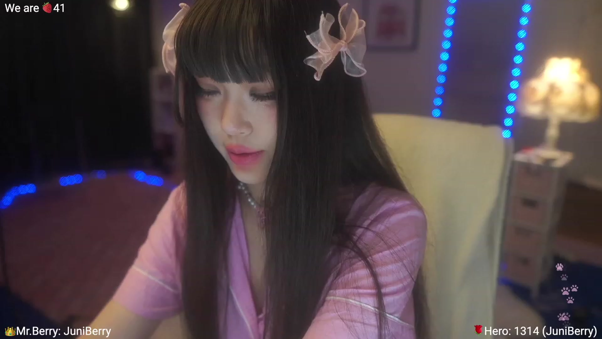 Gallery image thumbnail from AcaiBerry's myfreecams stream on, 06/24/2023, 05:06 image 4 of 20