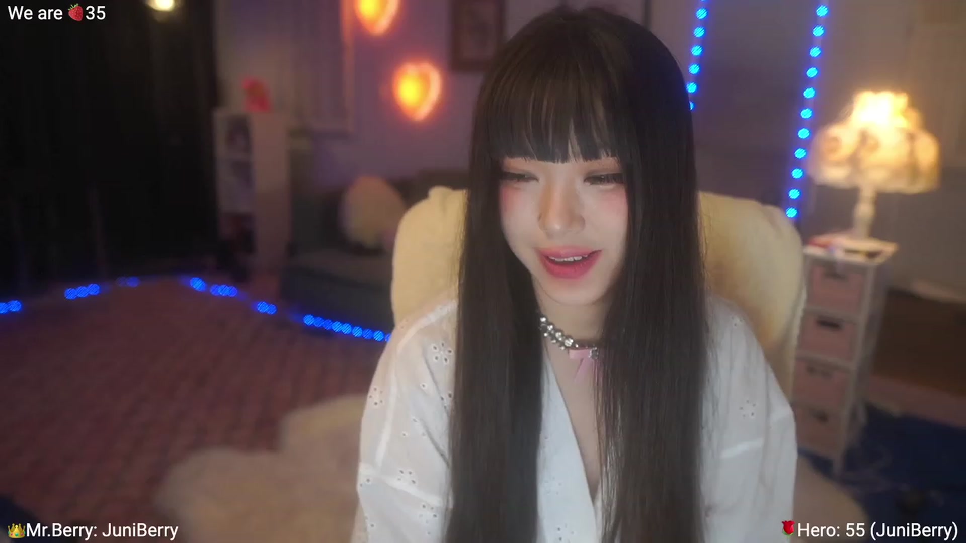 Gallery image thumbnail from AcaiBerry's myfreecams stream on, 06/25/2023, 04:50 image 3 of 20