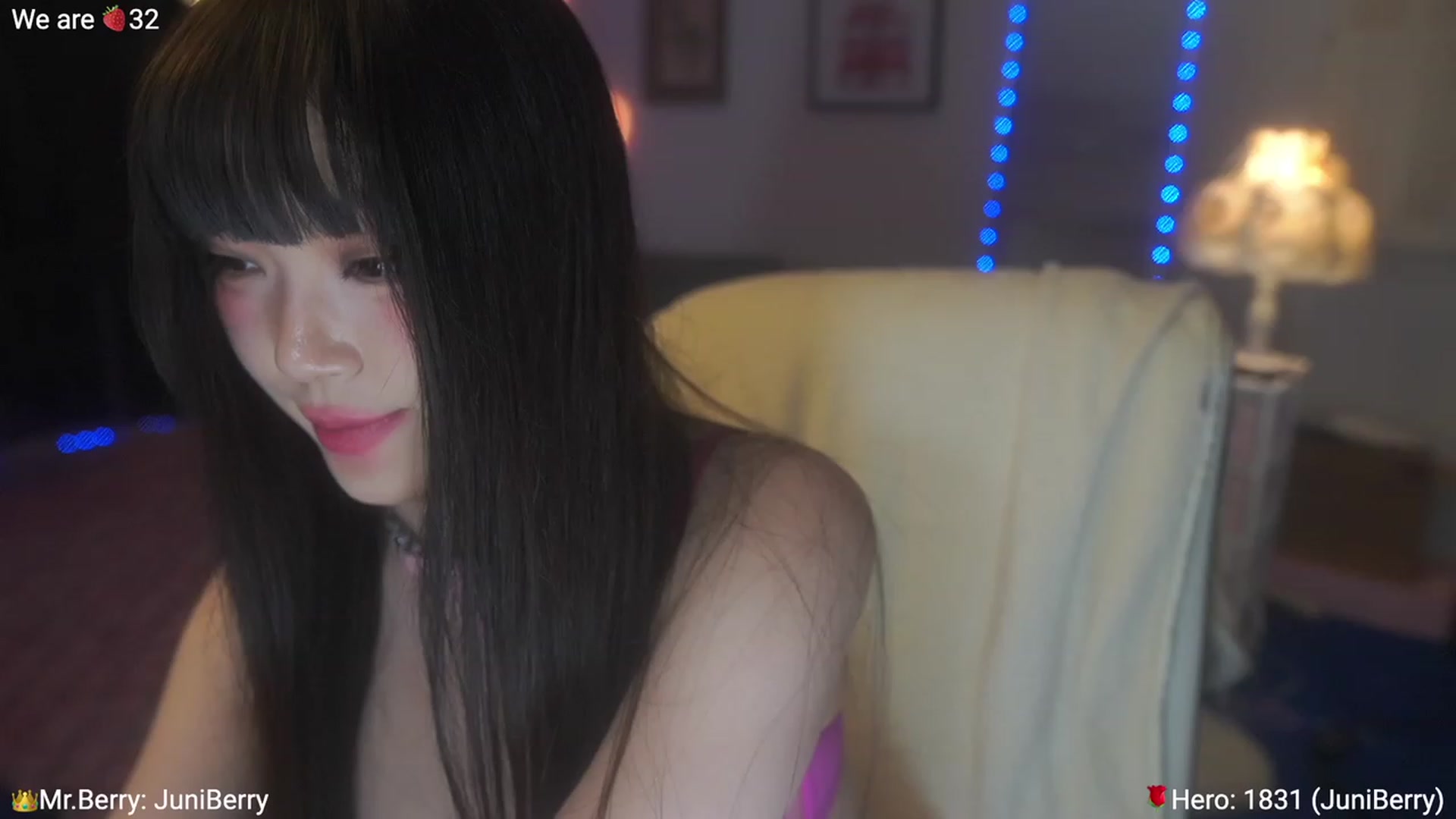 Gallery image thumbnail from AcaiBerry's myfreecams stream on, 06/25/2023, 07:36 image 5 of 20