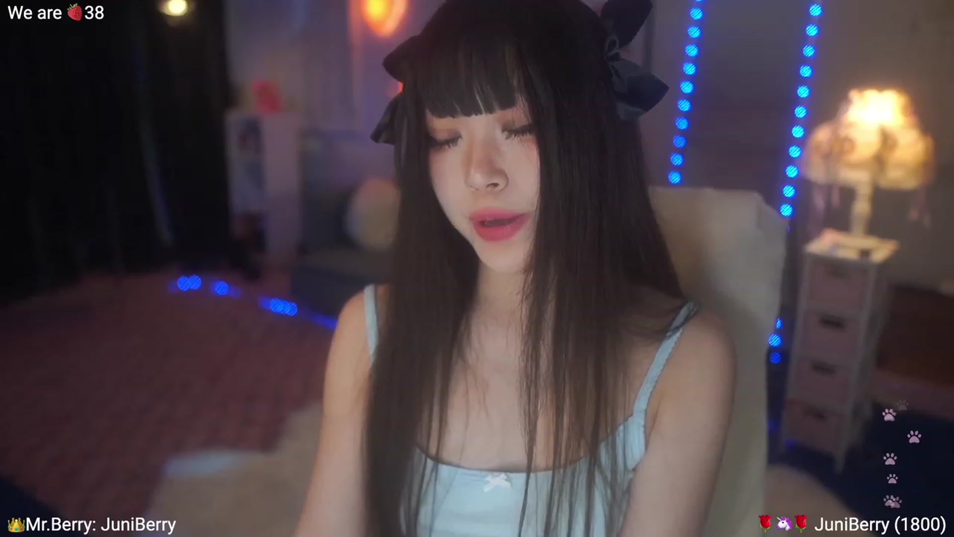 Gallery image thumbnail from AcaiBerry's myfreecams stream on, 06/29/2023, 05:10 image 12 of 20