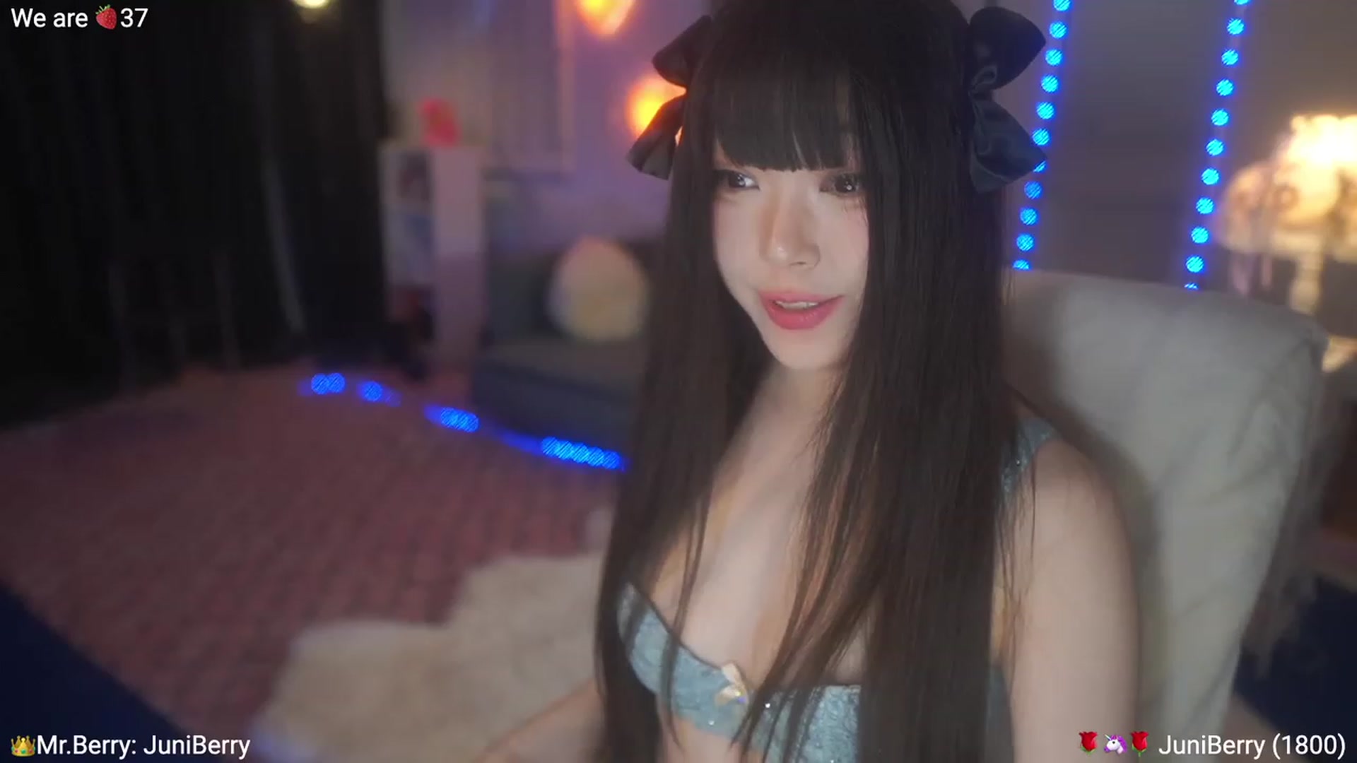 Gallery image thumbnail from AcaiBerry's myfreecams stream on, 06/29/2023, 07:36 image 9 of 20