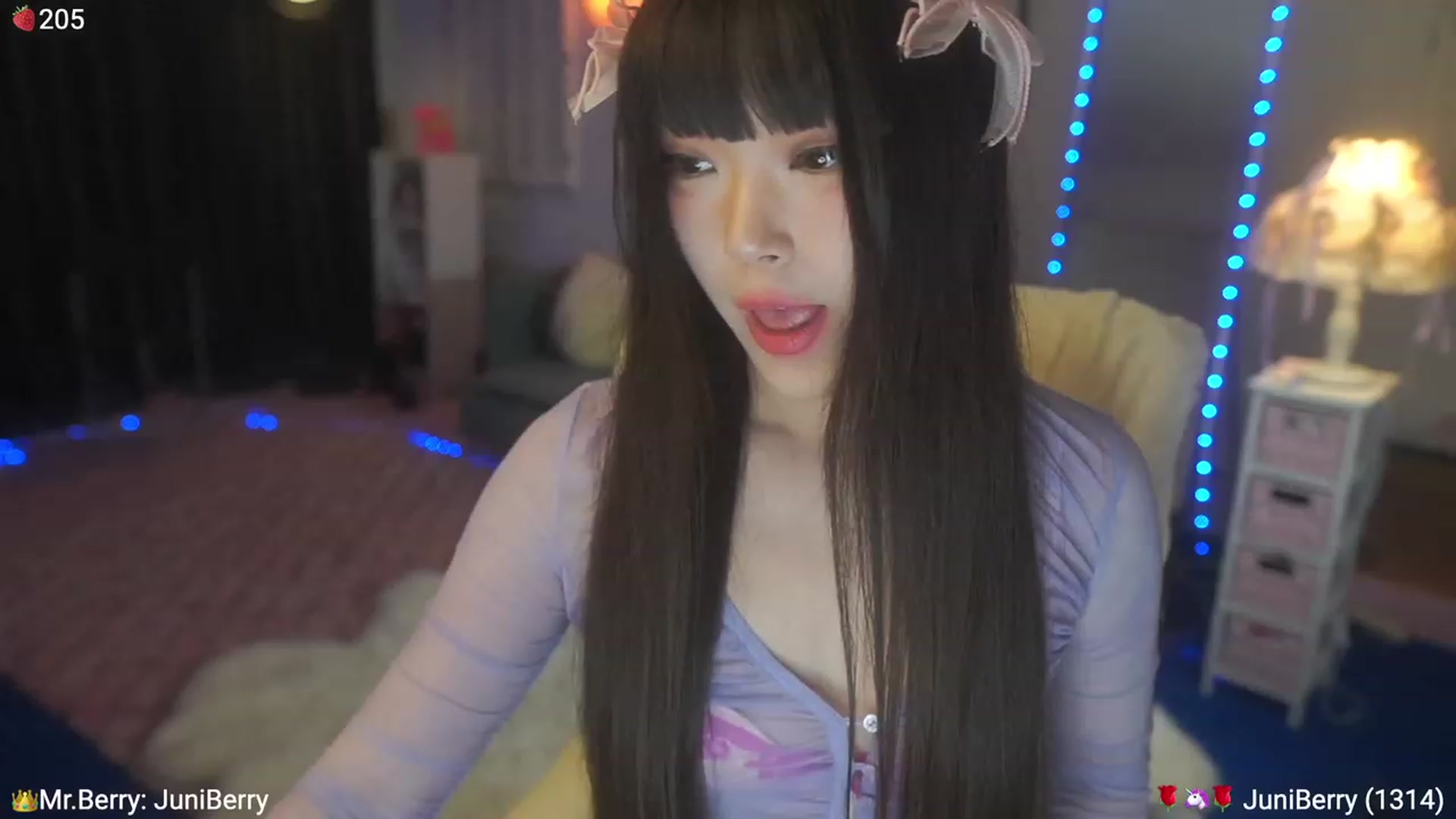 Gallery image thumbnail from AcaiBerry's myfreecams stream on, 07/06/2023, 07:14 image 13 of 20