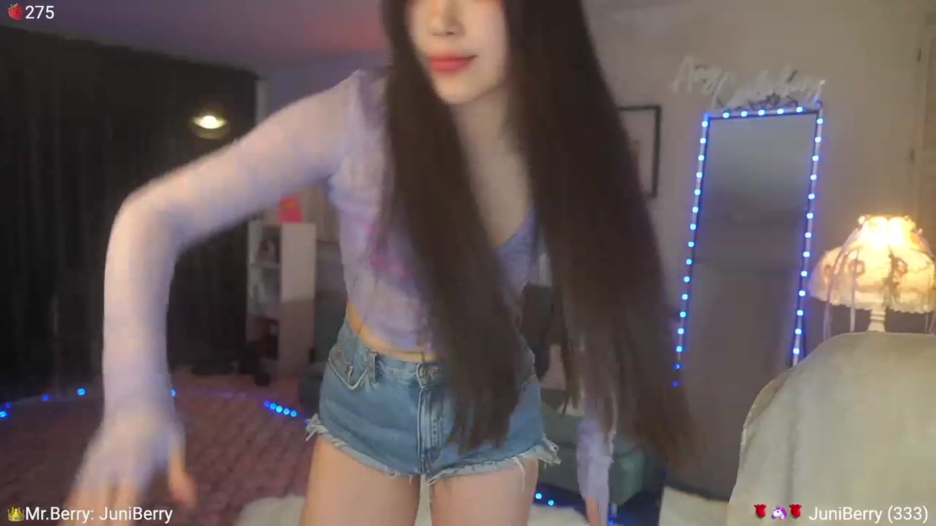 Gallery image thumbnail from AcaiBerry's myfreecams stream on, 07/06/2023, 07:14 image 6 of 20