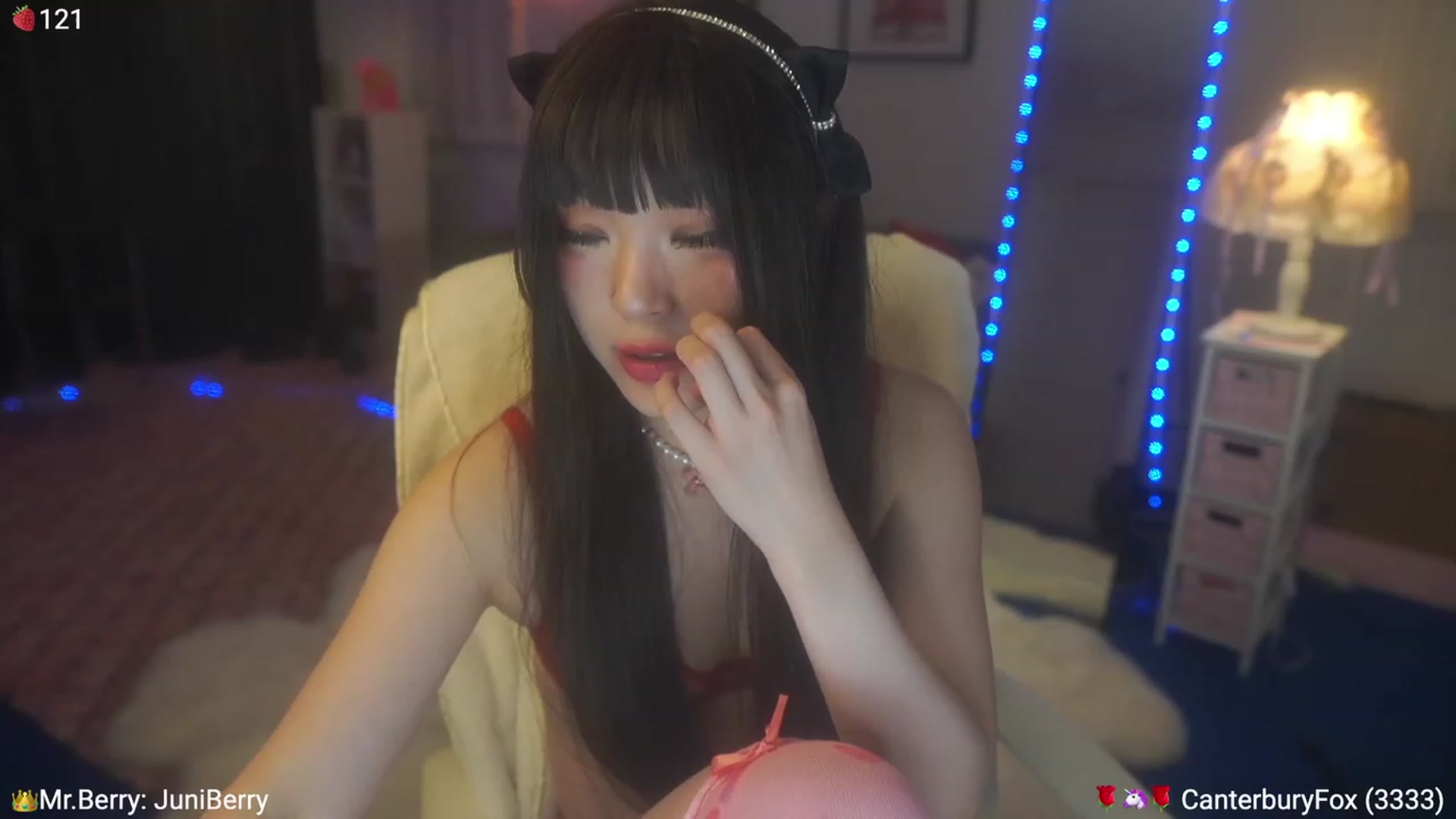Gallery image thumbnail from AcaiBerry's myfreecams stream on, 07/08/2023, 07:23 image 15 of 20