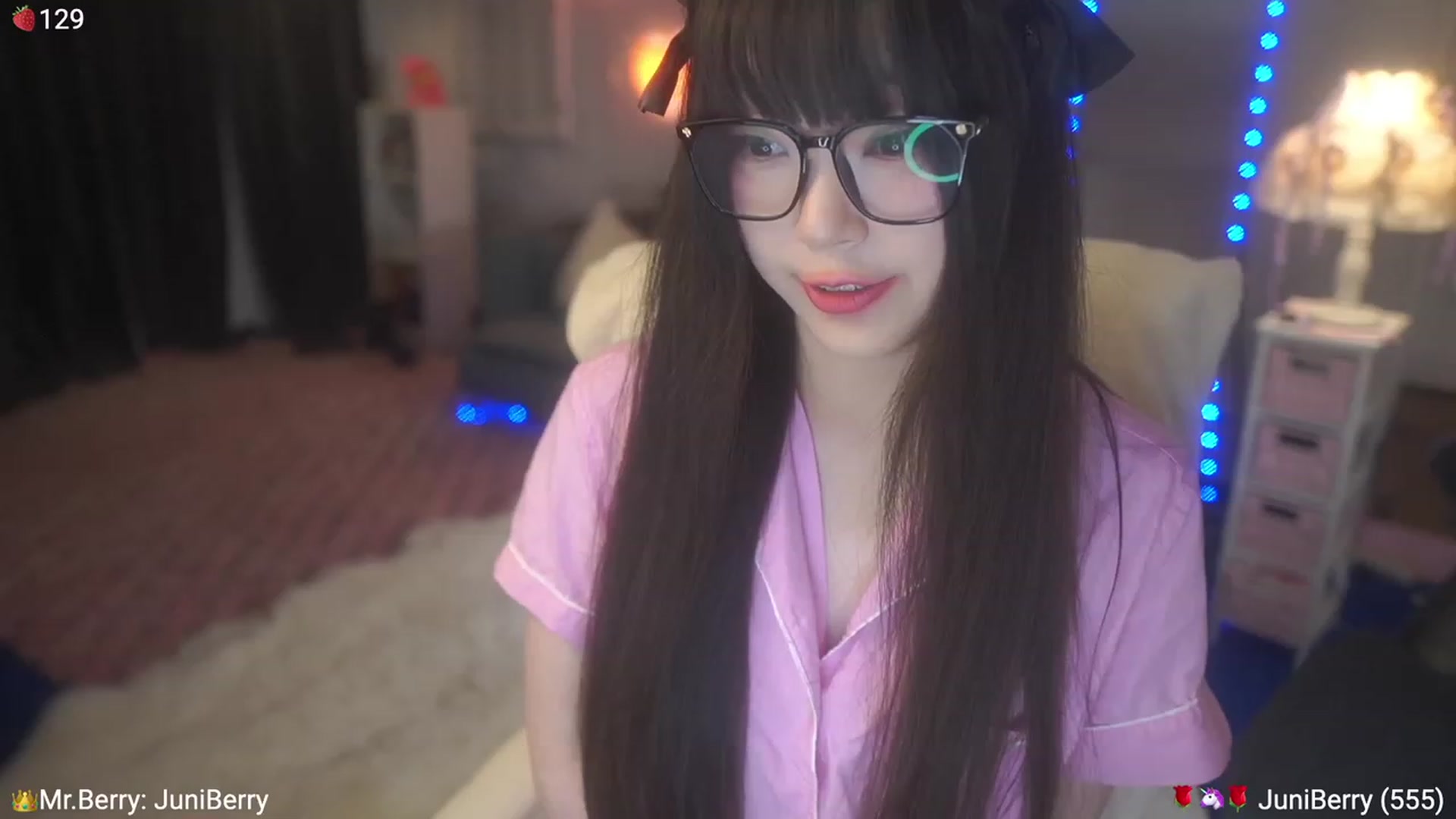 Gallery image thumbnail from AcaiBerry's myfreecams stream on, 07/13/2023, 06:51 image 3 of 20