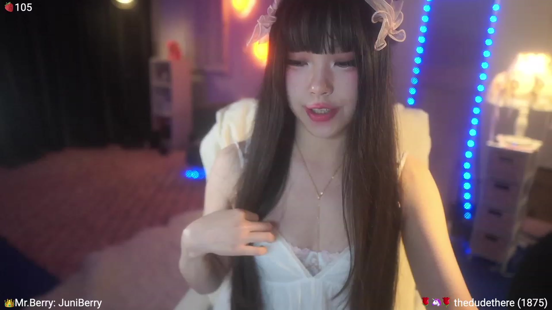 Gallery image thumbnail from AcaiBerry's myfreecams stream on, 07/15/2023, 07:31 image 14 of 20