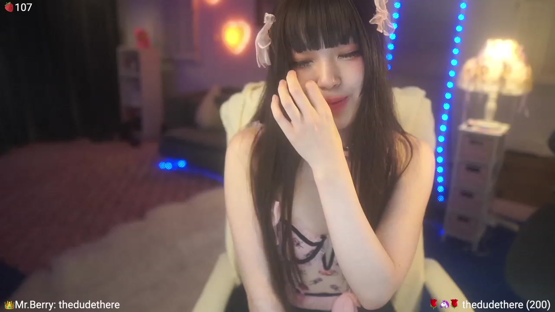 Gallery image thumbnail from AcaiBerry's myfreecams stream on, 07/16/2023, 07:00 image 6 of 20