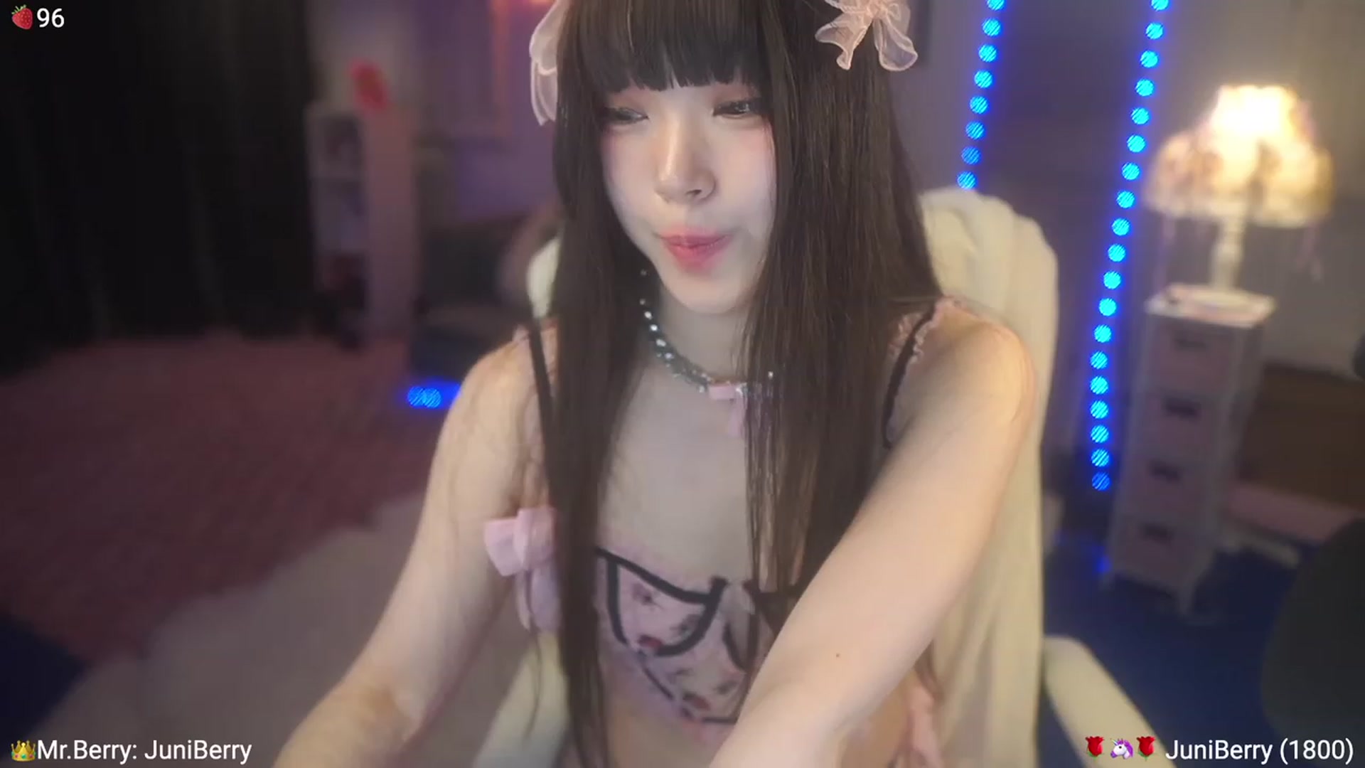 Gallery image thumbnail from AcaiBerry's myfreecams stream on, 07/16/2023, 07:38 image 18 of 20