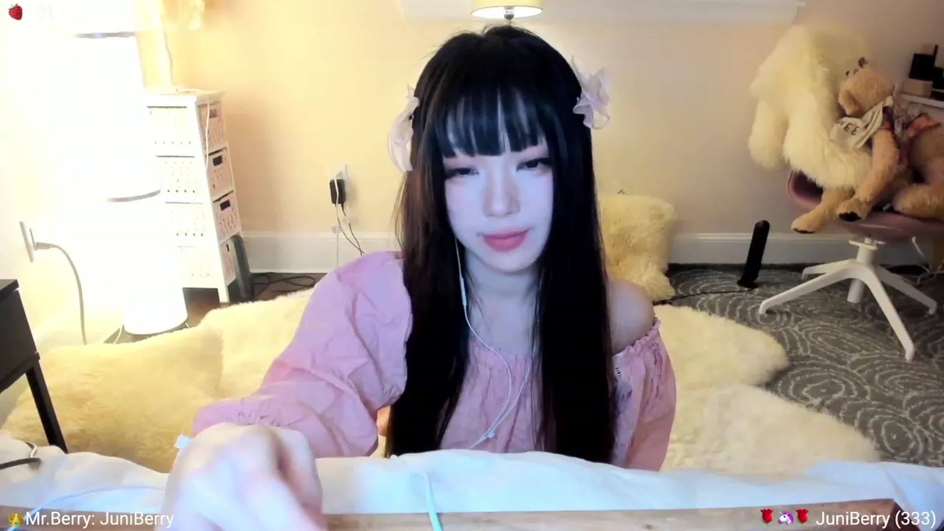 Gallery image thumbnail from AcaiBerry's myfreecams stream on, 07/27/2023, 07:01 image 1 of 20