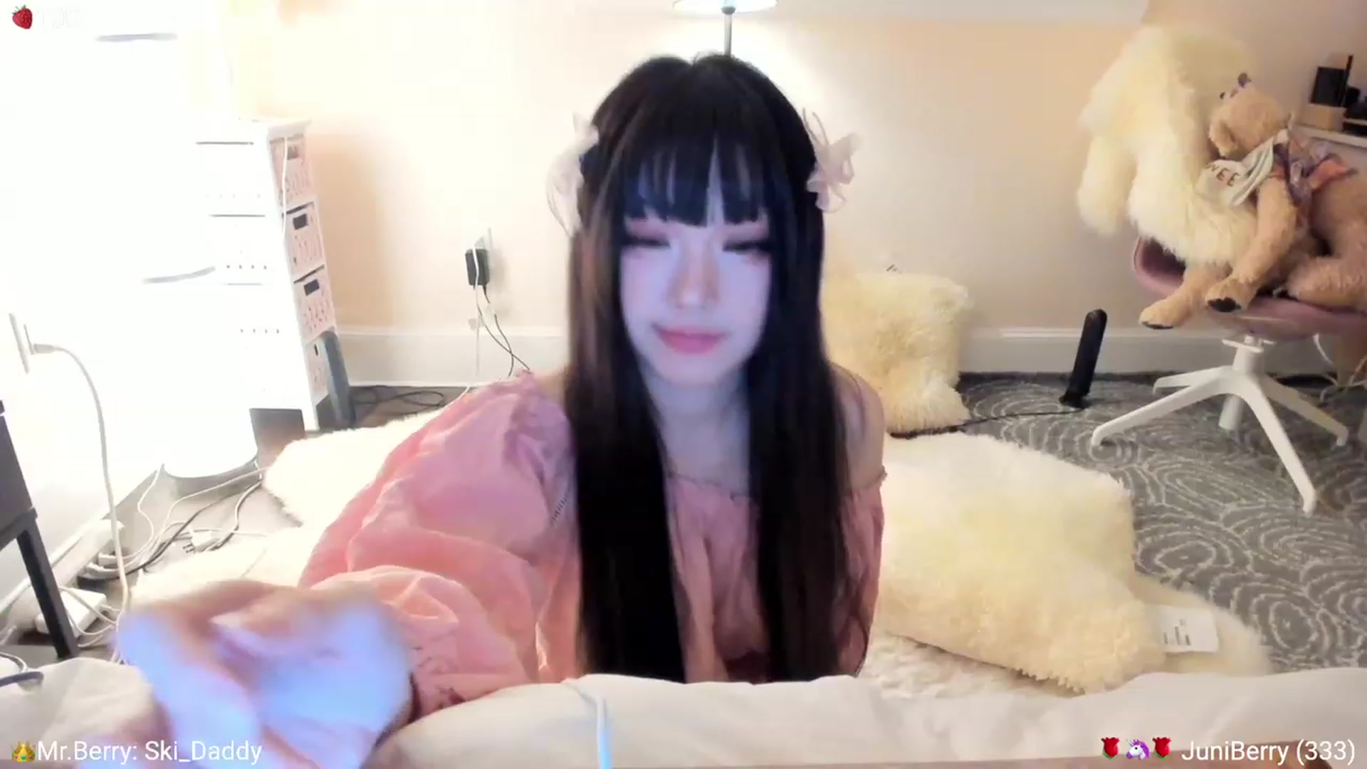 Gallery image thumbnail from AcaiBerry's myfreecams stream on, 07/27/2023, 07:01 image 3 of 20