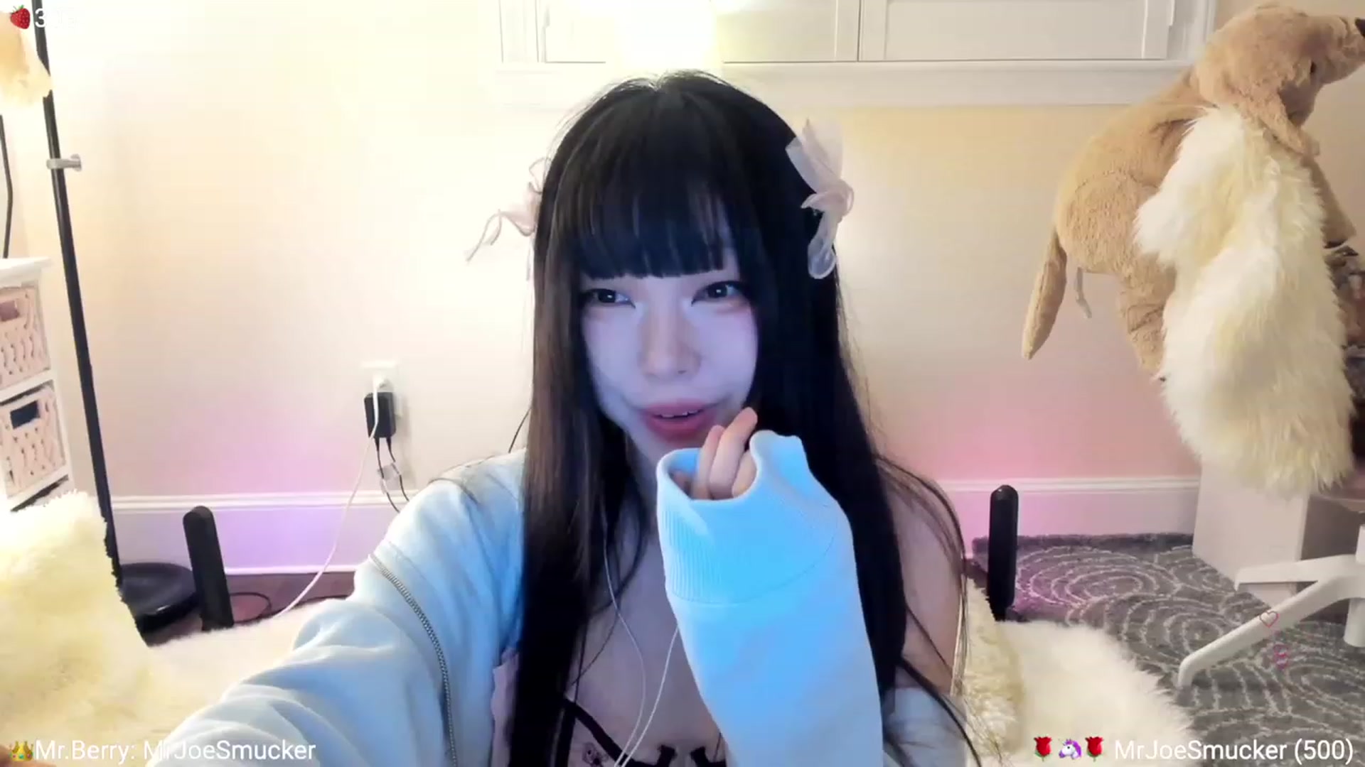 Gallery image thumbnail from AcaiBerry's myfreecams stream on, 08/10/2023, 03:56 image 2 of 20