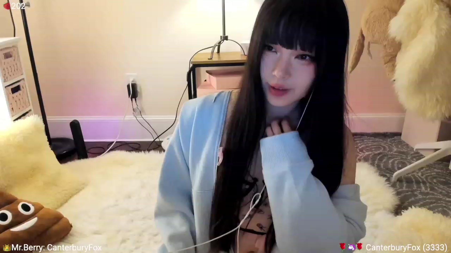 Gallery image thumbnail from AcaiBerry's myfreecams stream on, 08/10/2023, 06:03 image 9 of 20