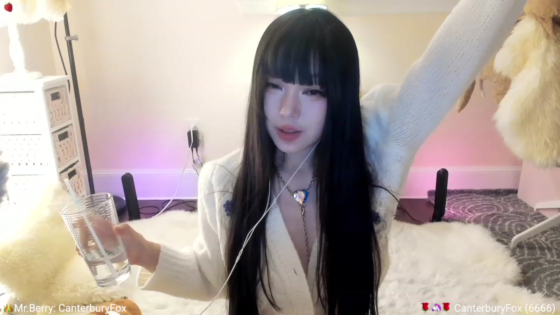 Gallery image thumbnail from AcaiBerry's myfreecams stream on, 08/12/2023, 07:37 image 14 of 20