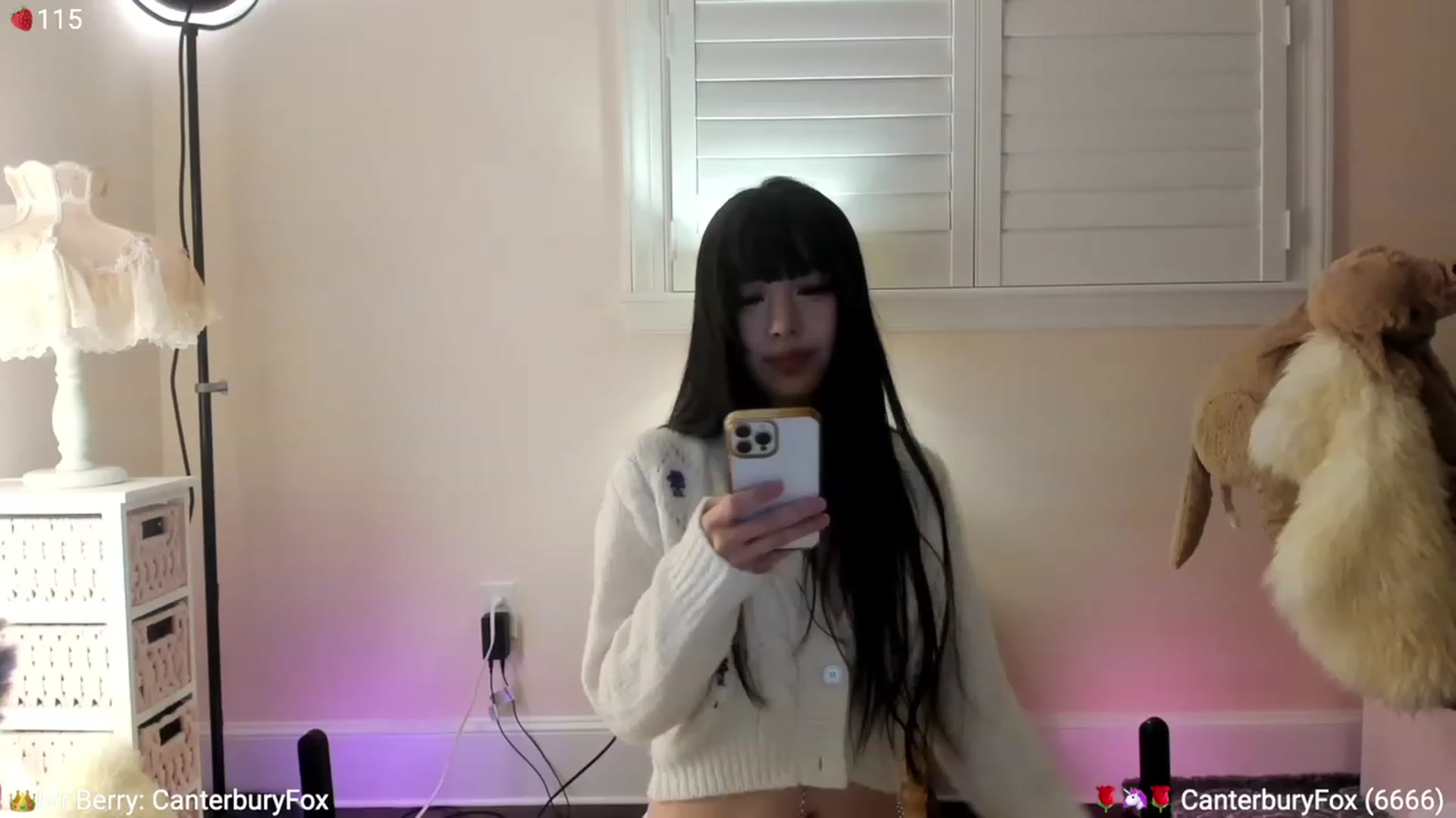 Gallery image thumbnail from AcaiBerry's myfreecams stream on, 08/12/2023, 07:37 image 3 of 20