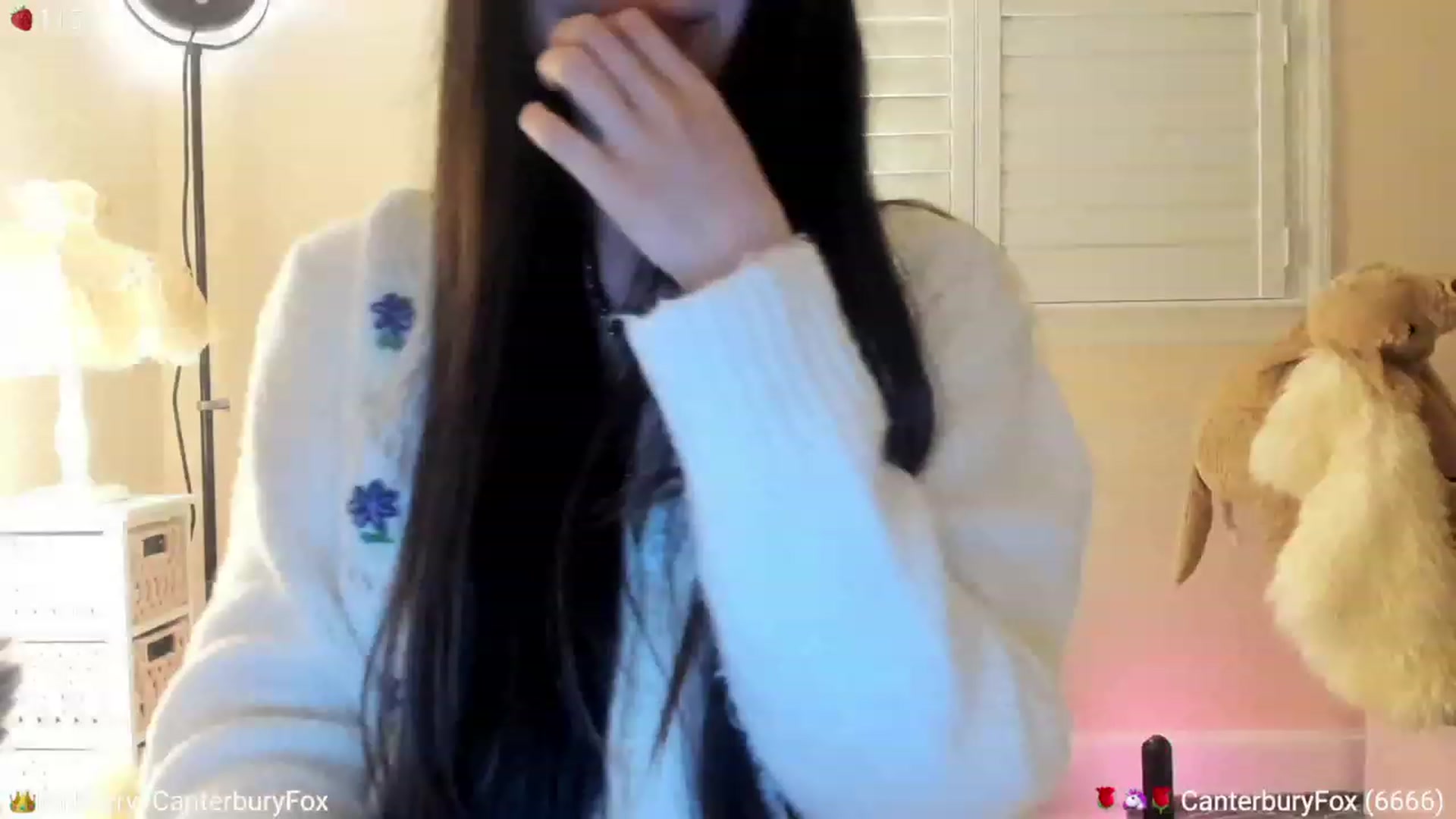 Gallery image thumbnail from AcaiBerry's myfreecams stream on, 08/12/2023, 07:37 image 6 of 20
