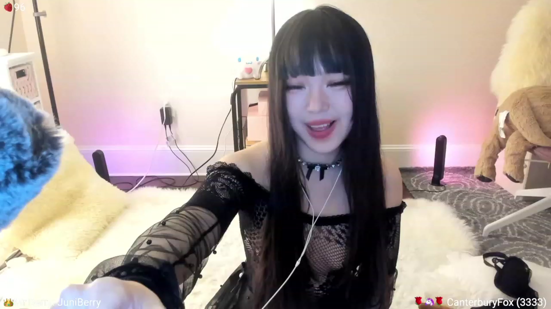 Gallery image thumbnail from AcaiBerry's myfreecams stream on, 08/13/2023, 07:34 image 8 of 20