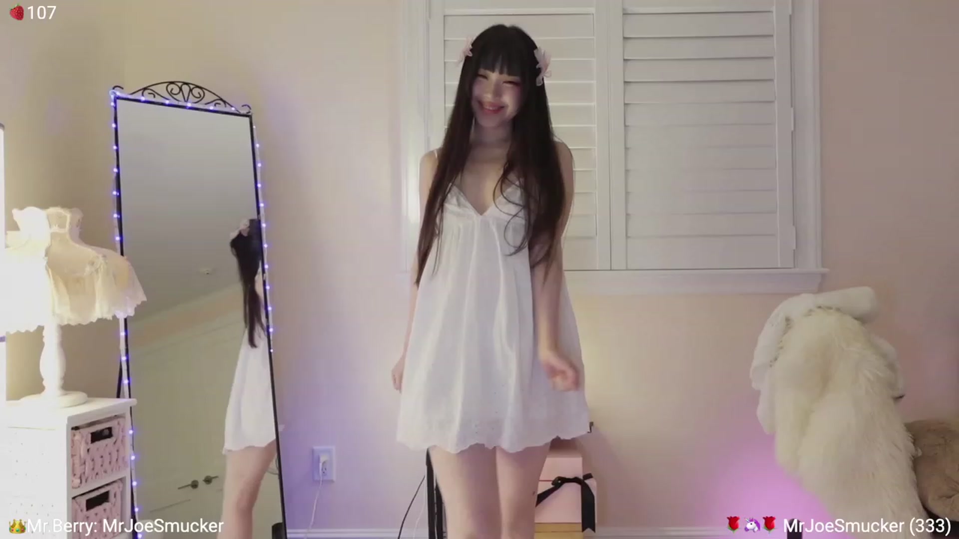 Gallery image thumbnail from AcaiBerry's myfreecams stream on, 08/17/2023, 04:19 image 1 of 20