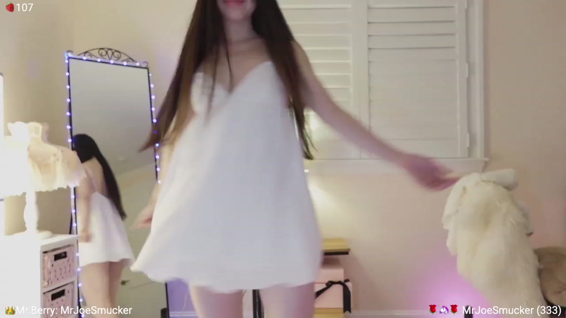 Gallery image thumbnail from AcaiBerry's myfreecams stream on, 08/17/2023, 04:19 image 3 of 20
