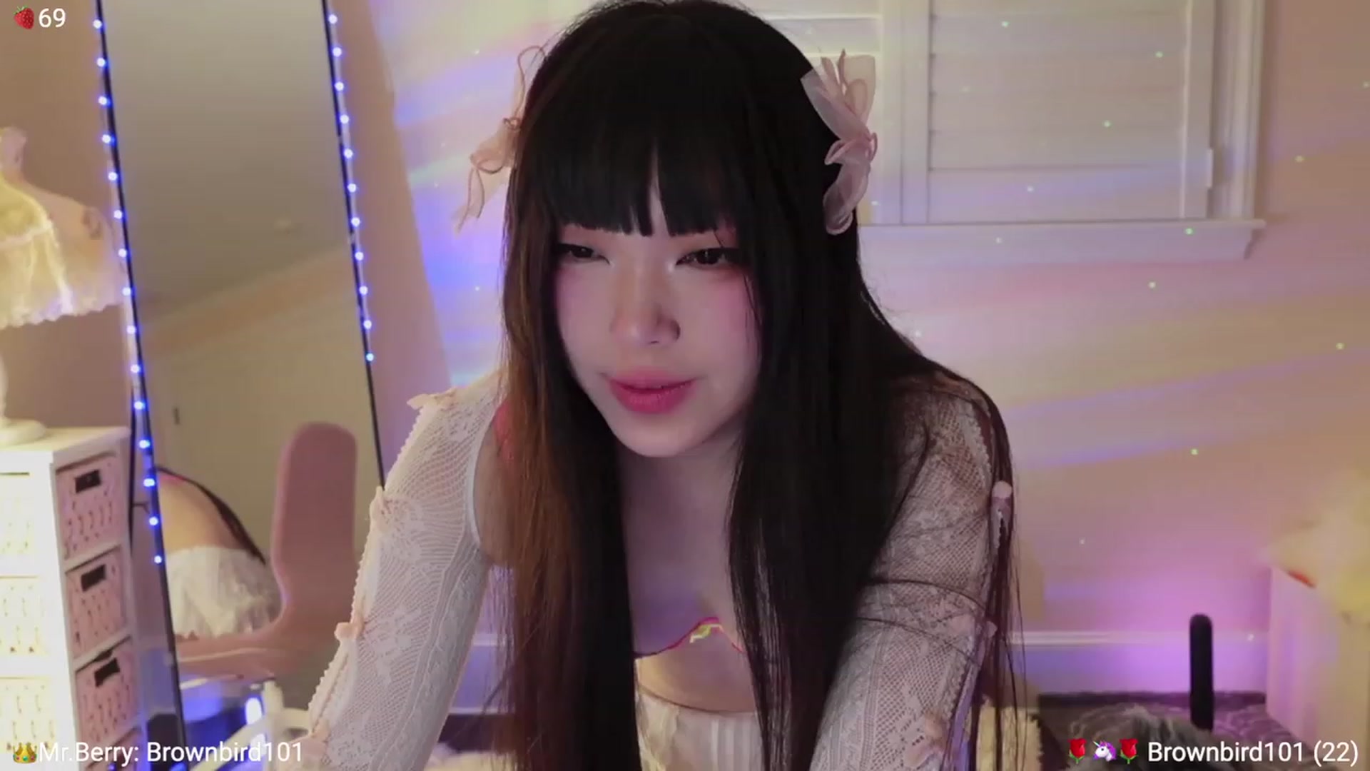 Gallery image thumbnail from AcaiBerry's myfreecams stream on, 08/19/2023, 04:23 image 2 of 20
