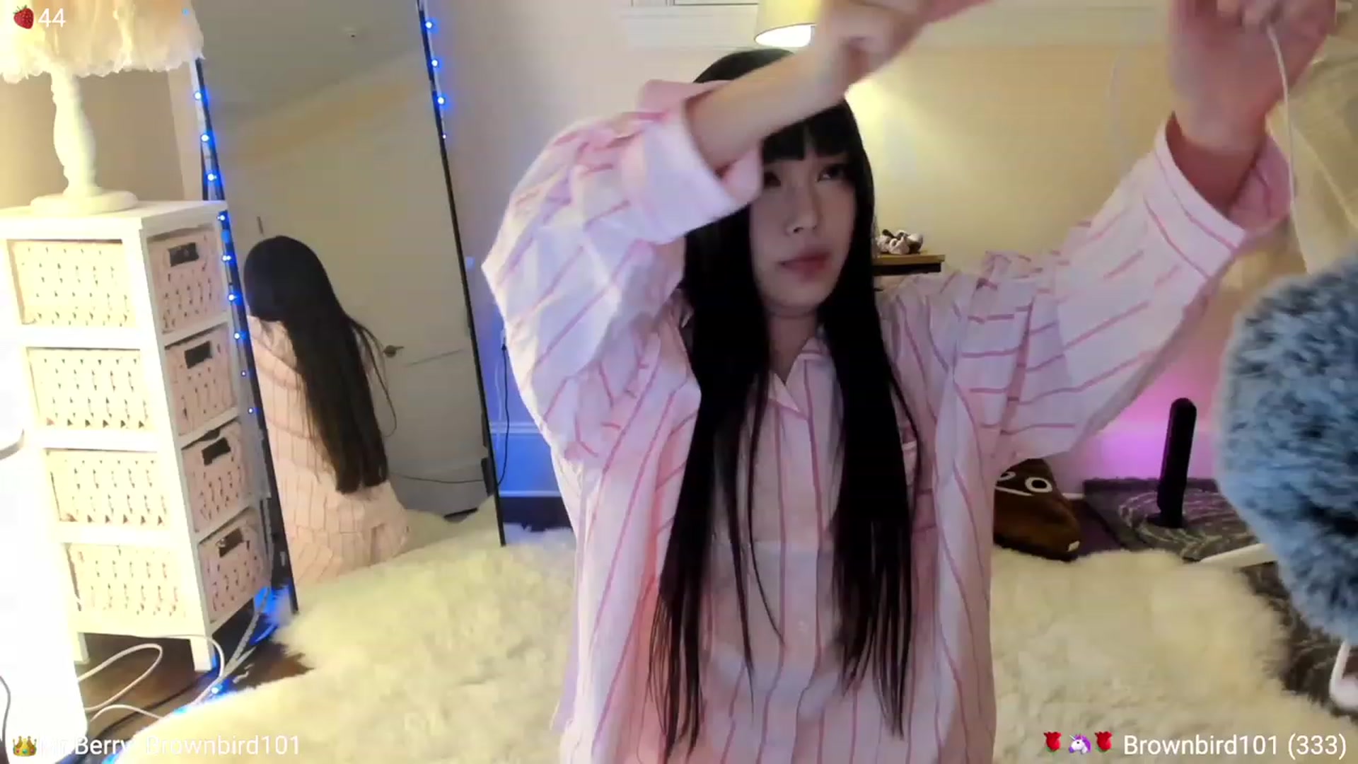 Gallery image thumbnail from AcaiBerry's myfreecams stream on, 08/20/2023, 05:16 image 2 of 20